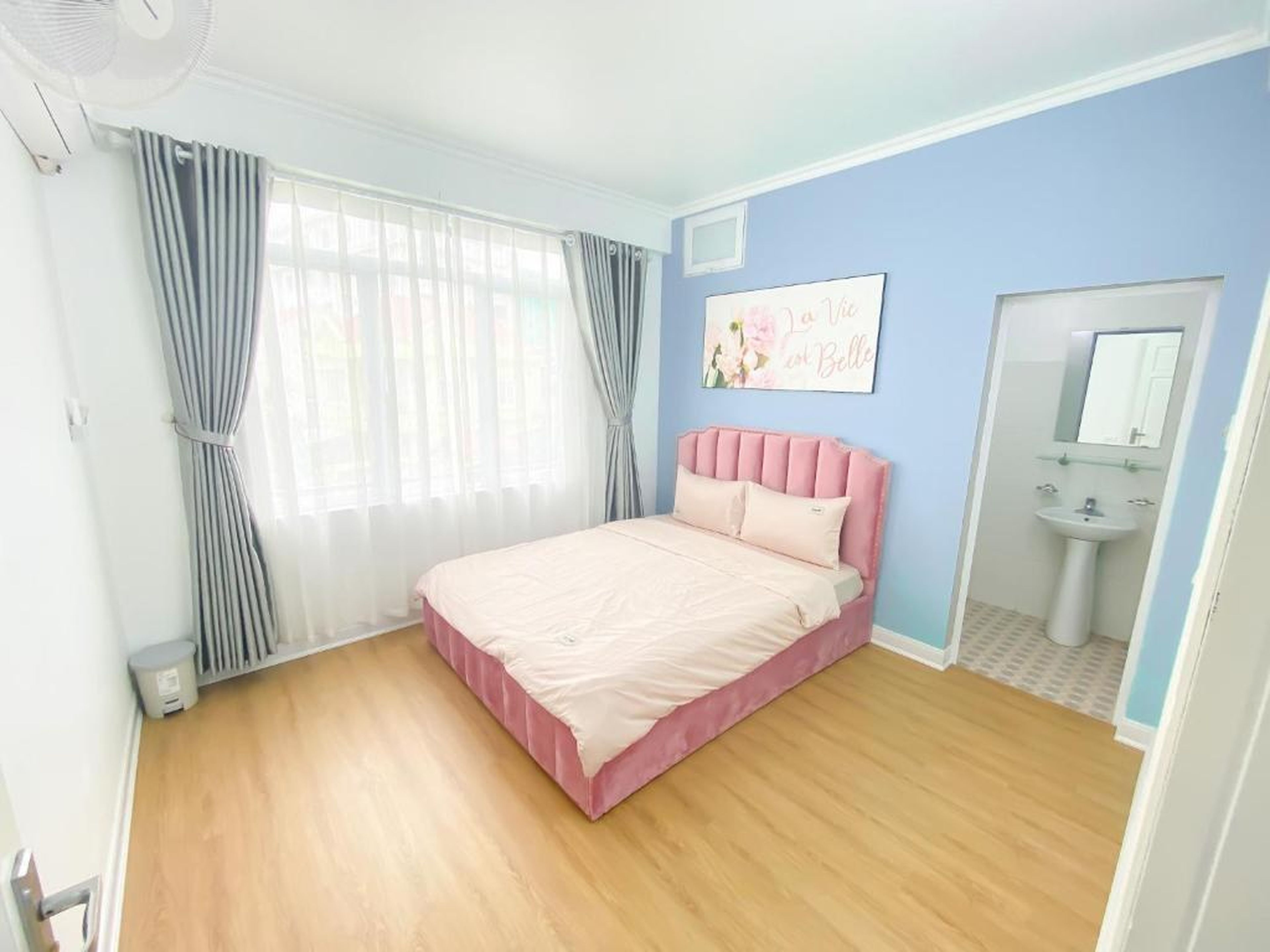 Nắng House - Ngôi Nhà 5 Phòng Ngủ cách công viên Sun World 500m - Hình 12