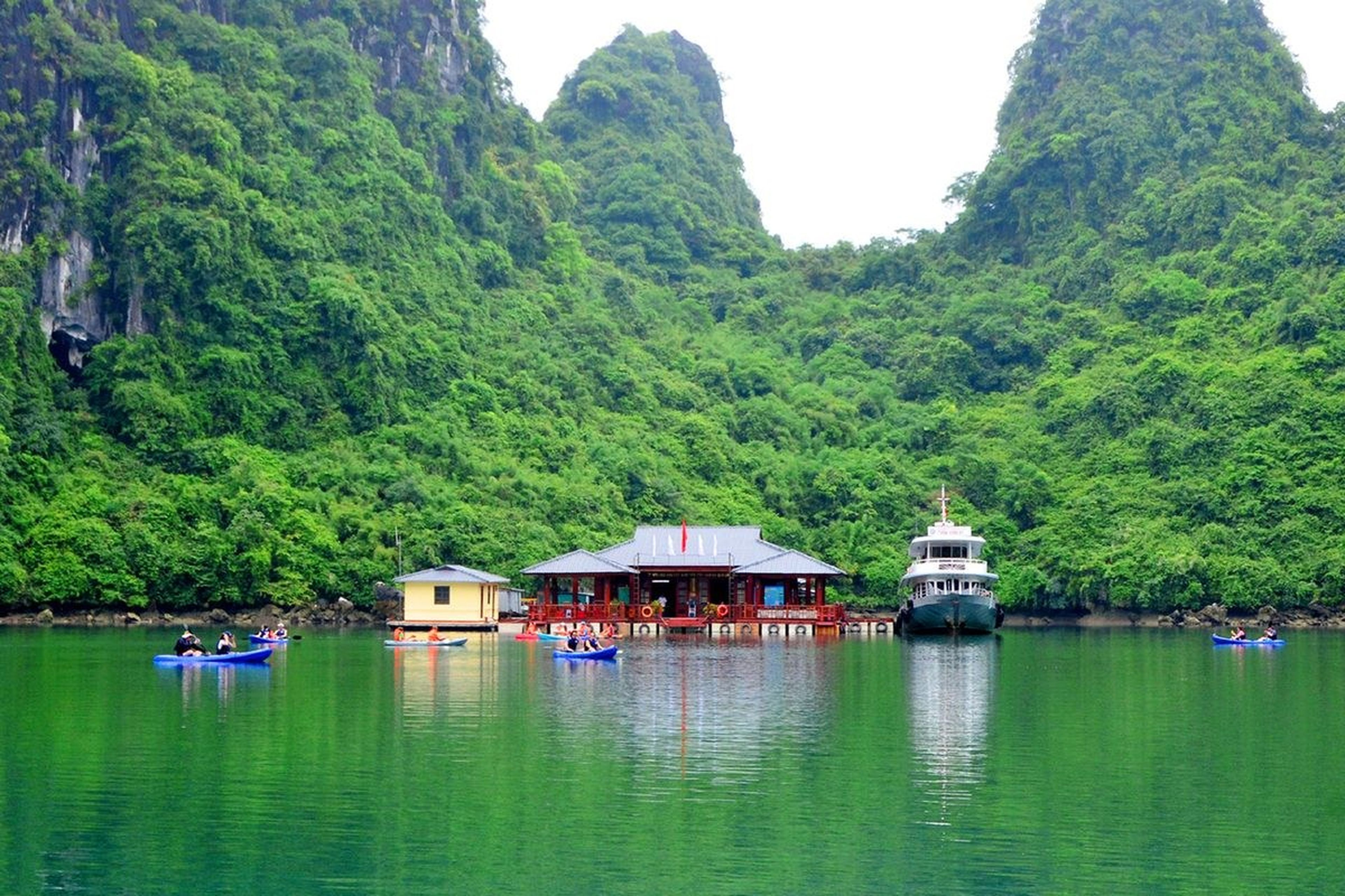 Tự hào Vịnh Hạ Long – Nơi rồng đáp xuống trên đất Việt - Hình 15