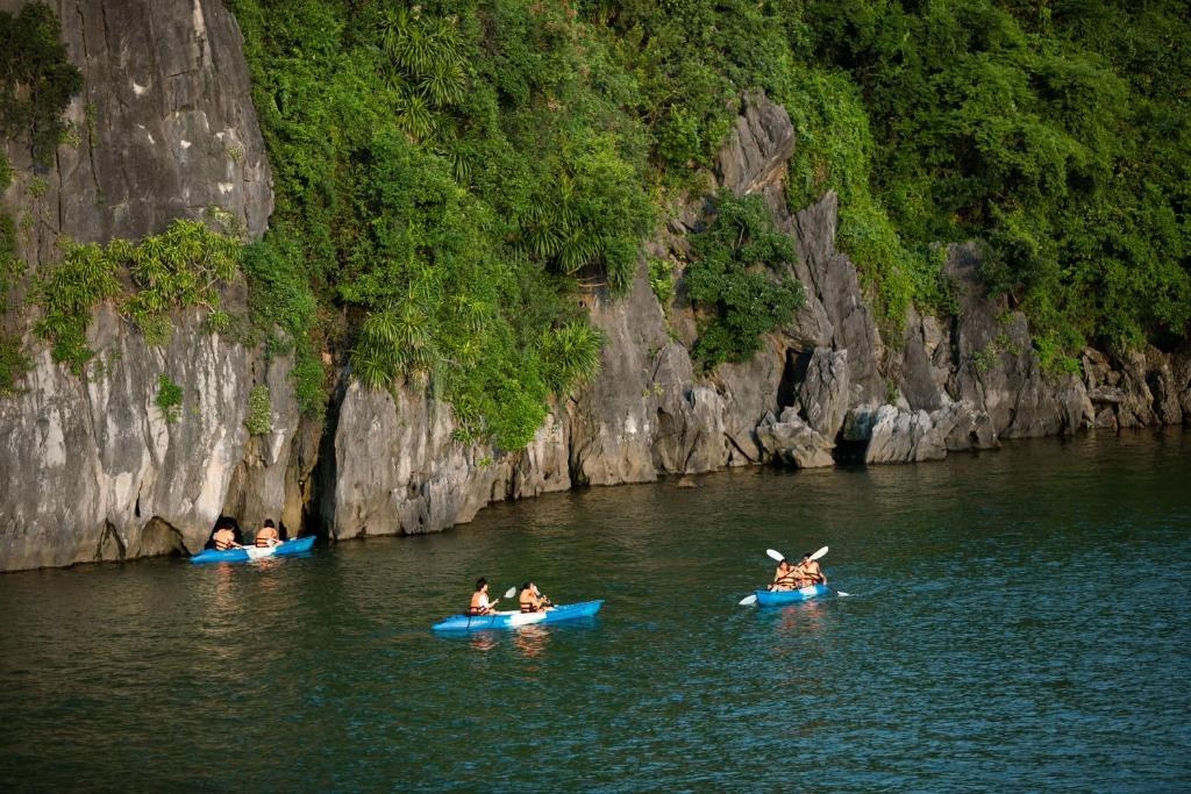 Mon Cheri Cruises - Hình 39