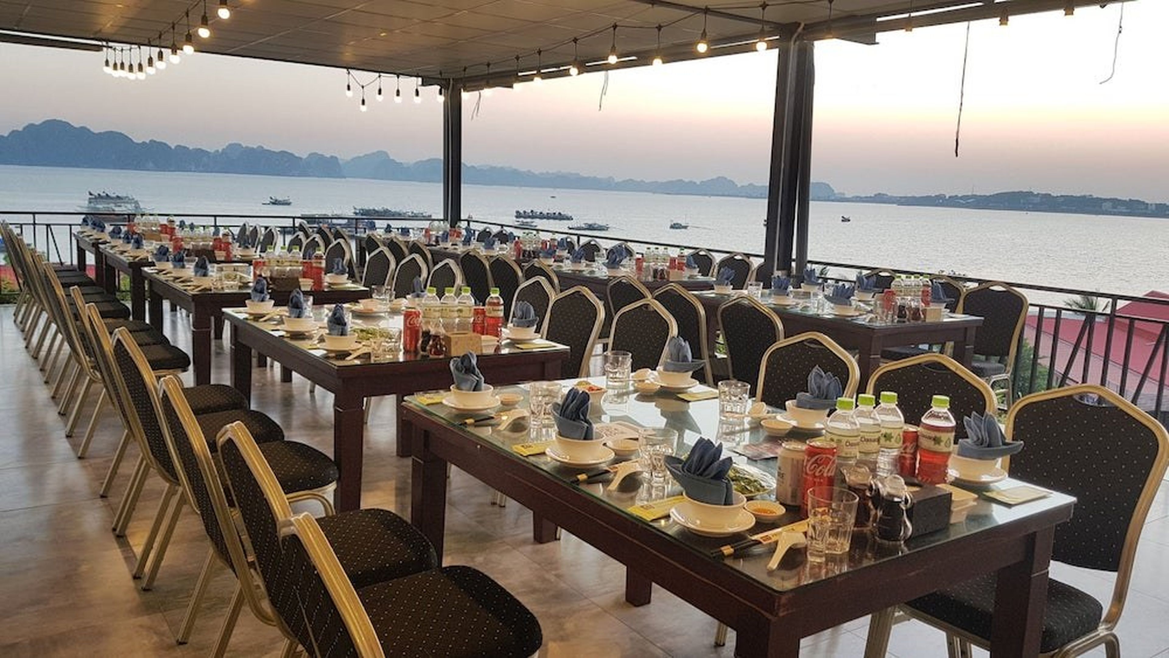 Nhà Hàng Phương Nam Hạ Long – Chốn dừng chân hữu tình cho mọi du khách - Hình 4