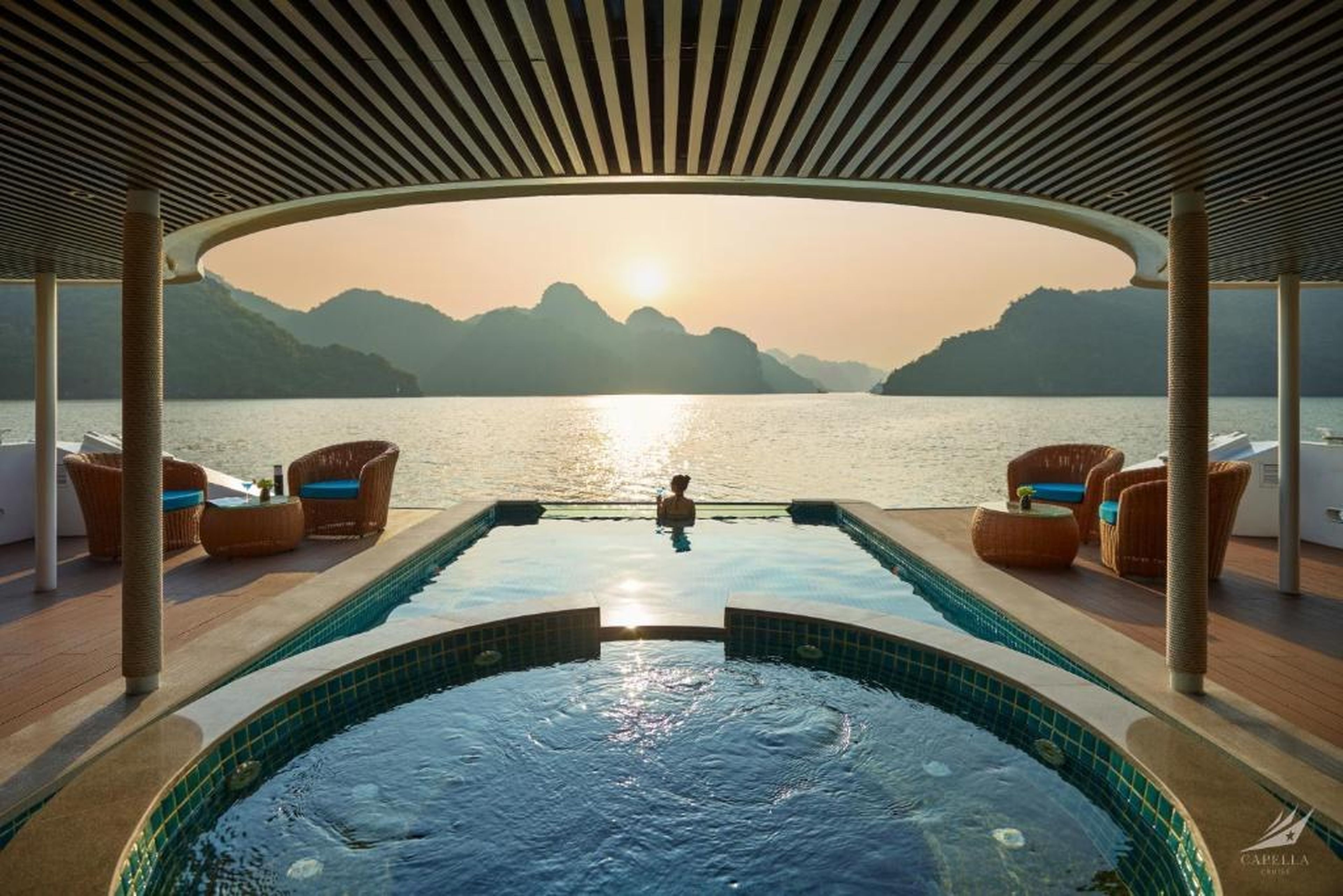 Halong CAPELLACRUISE - Member of Lyra cruise collection - Hình 16