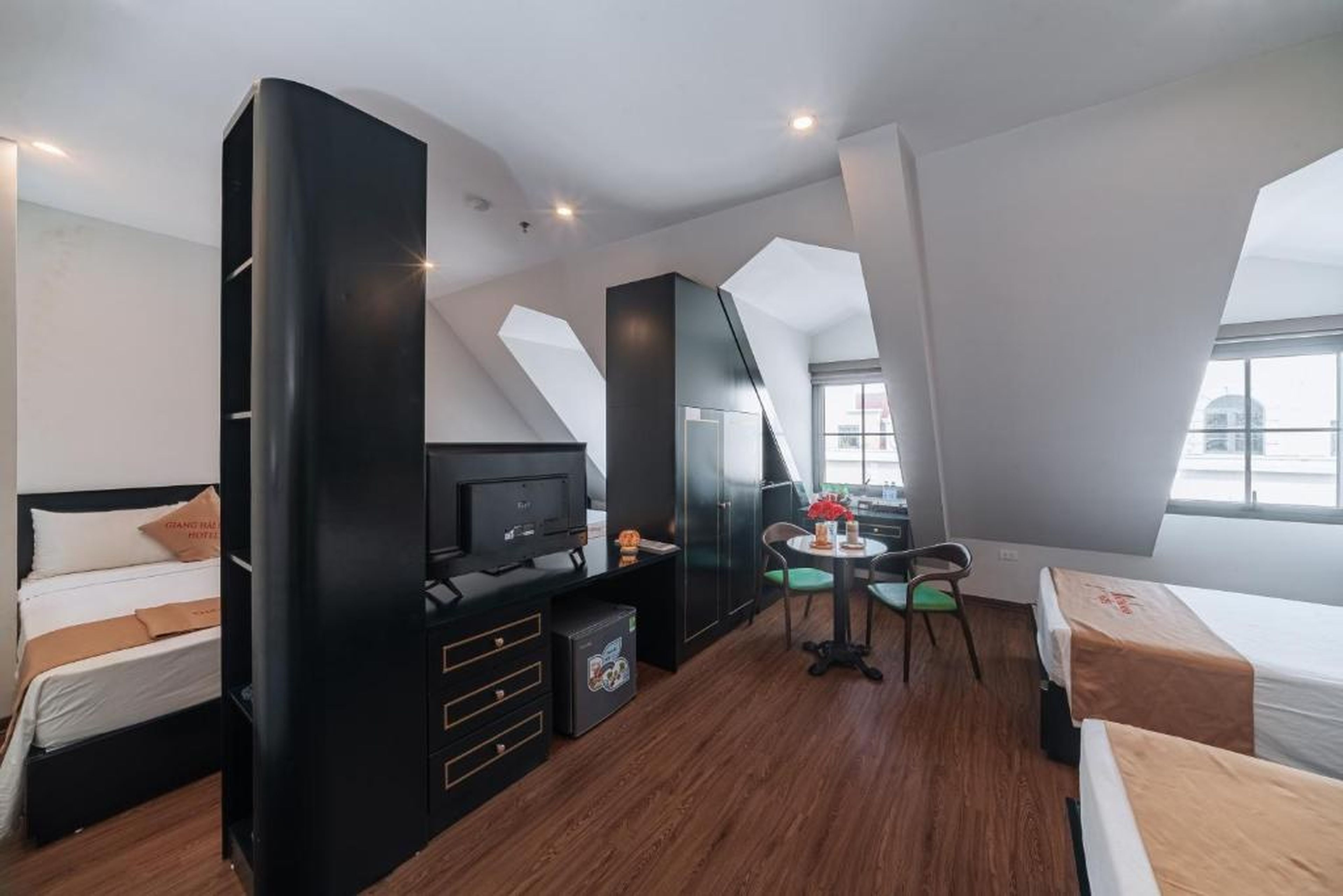 Giang Hải Minh Hạ Long Hotel - Hình 13
