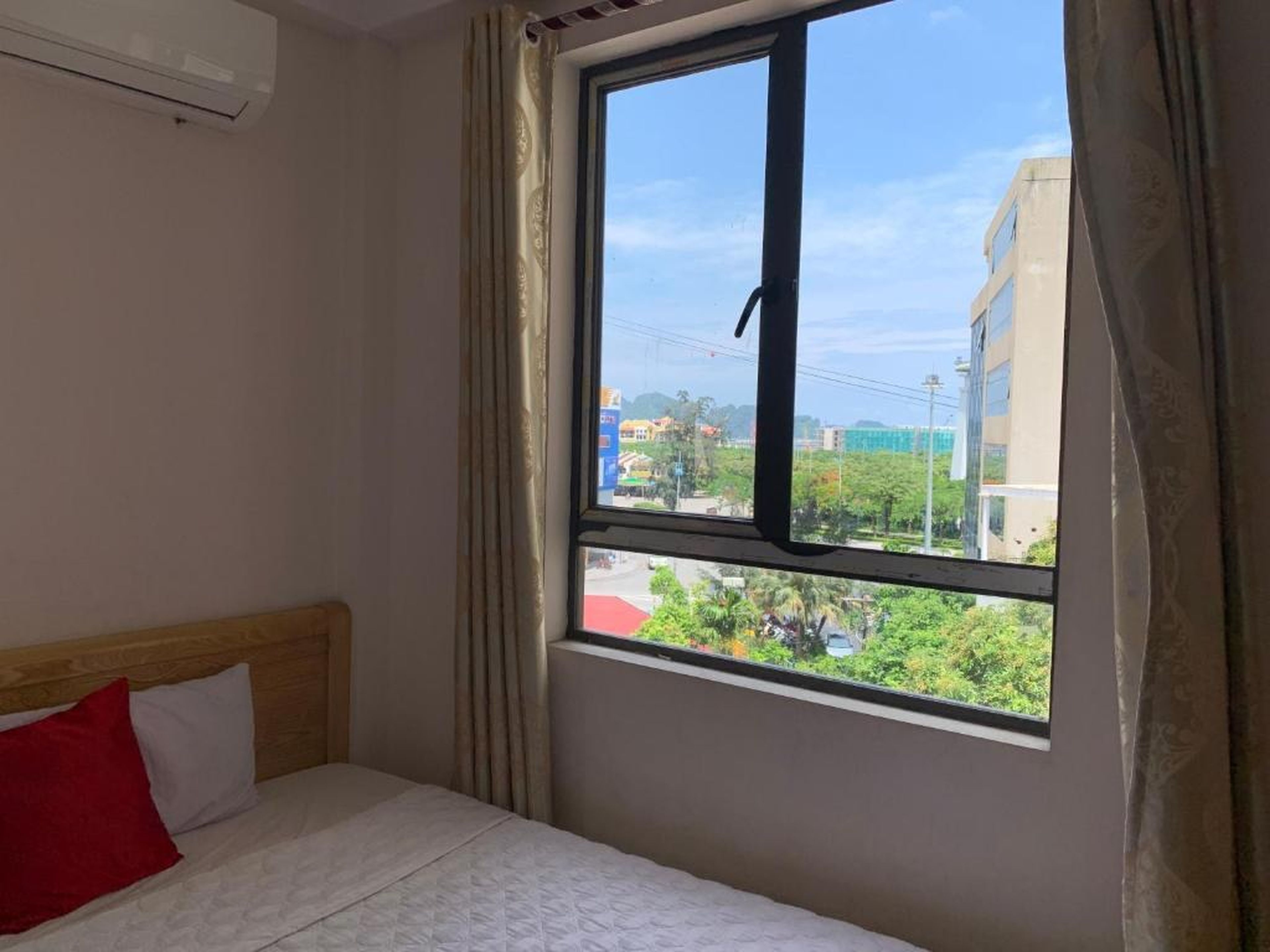 Quynh Yen Hotel - Hình 8
