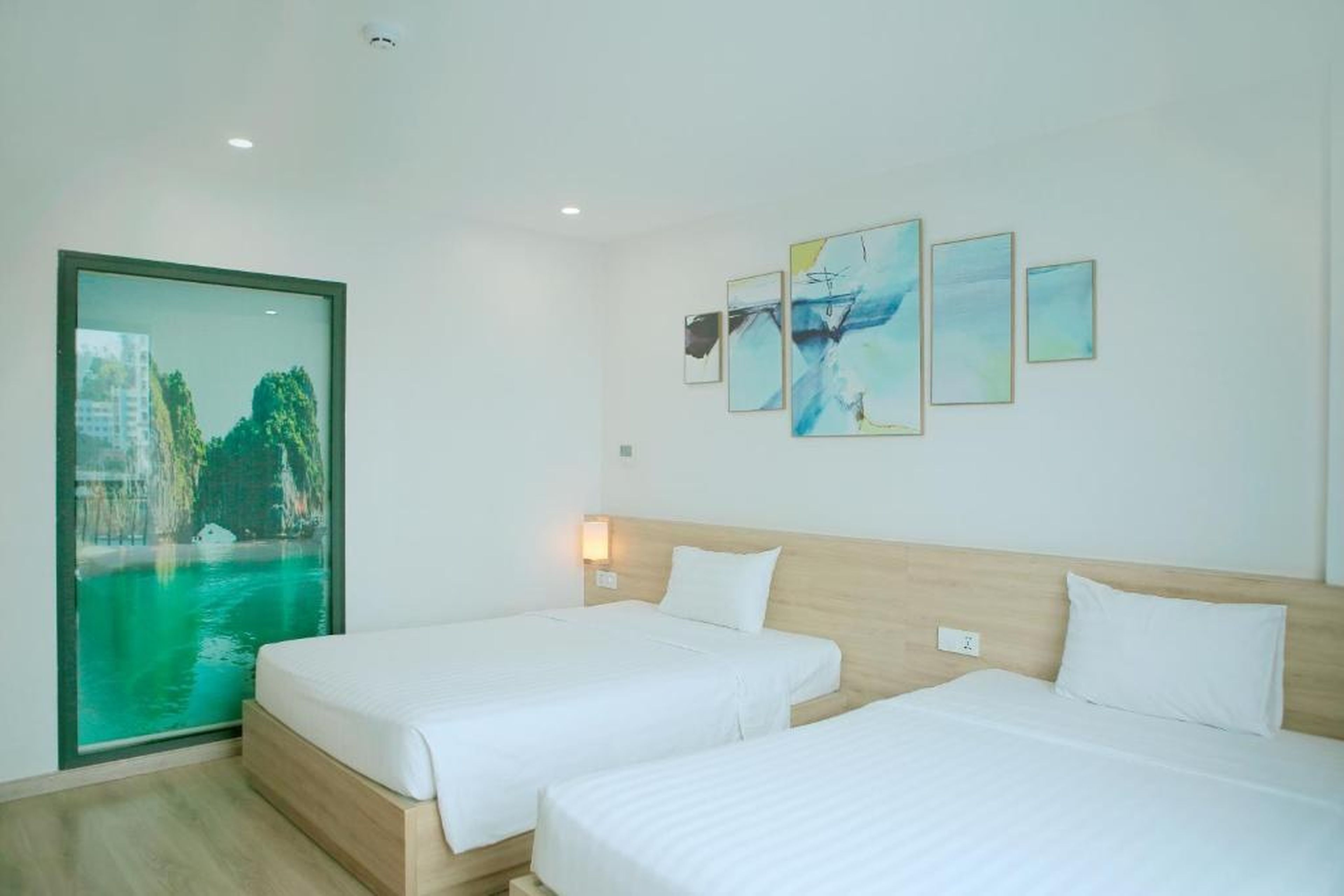 Kim Sentral Hotel - Travel Agency - Hình 3