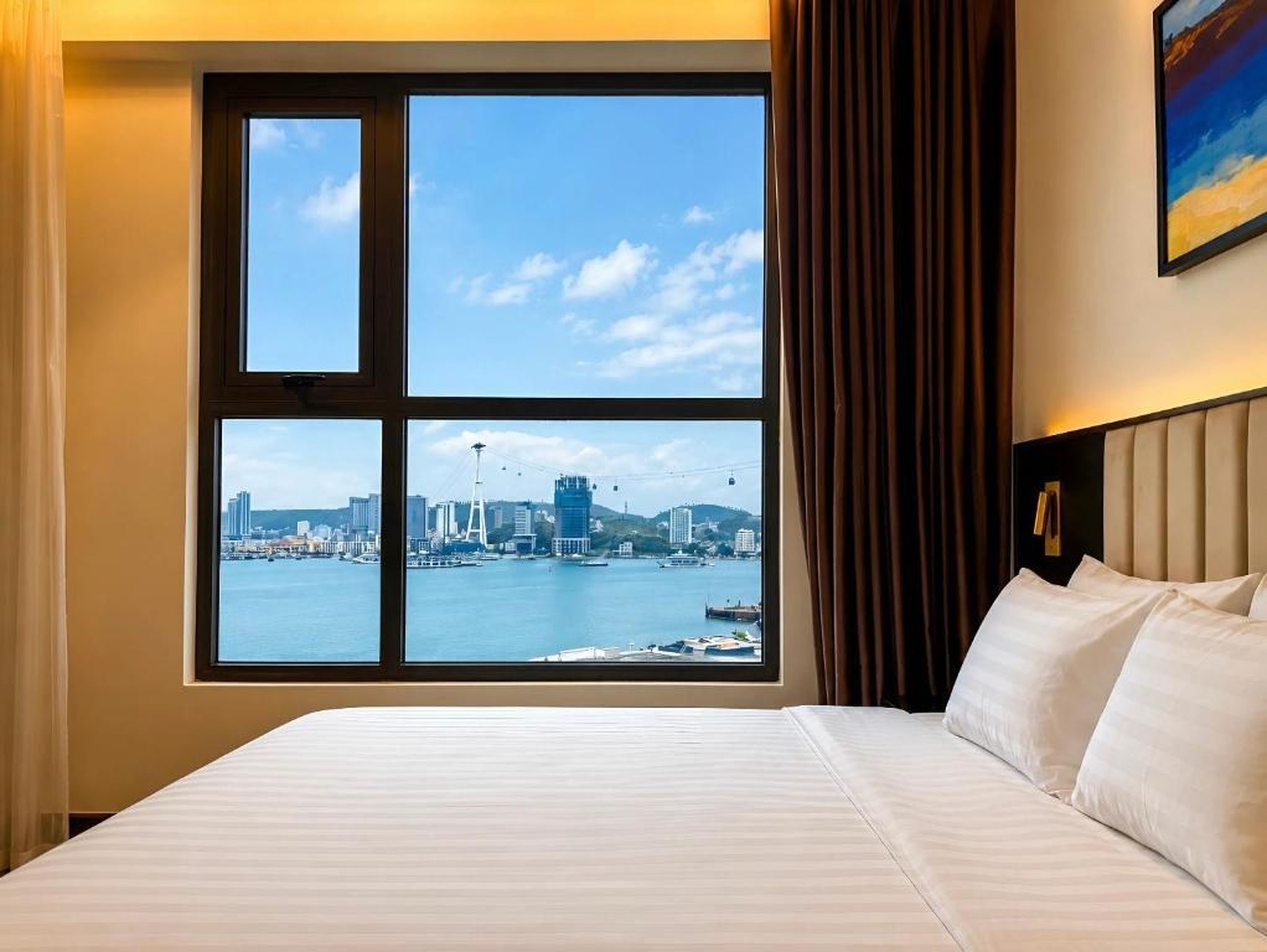 Studio, 2BR Ocean View Apartment - The Sapphire Ha Long - Hình 24