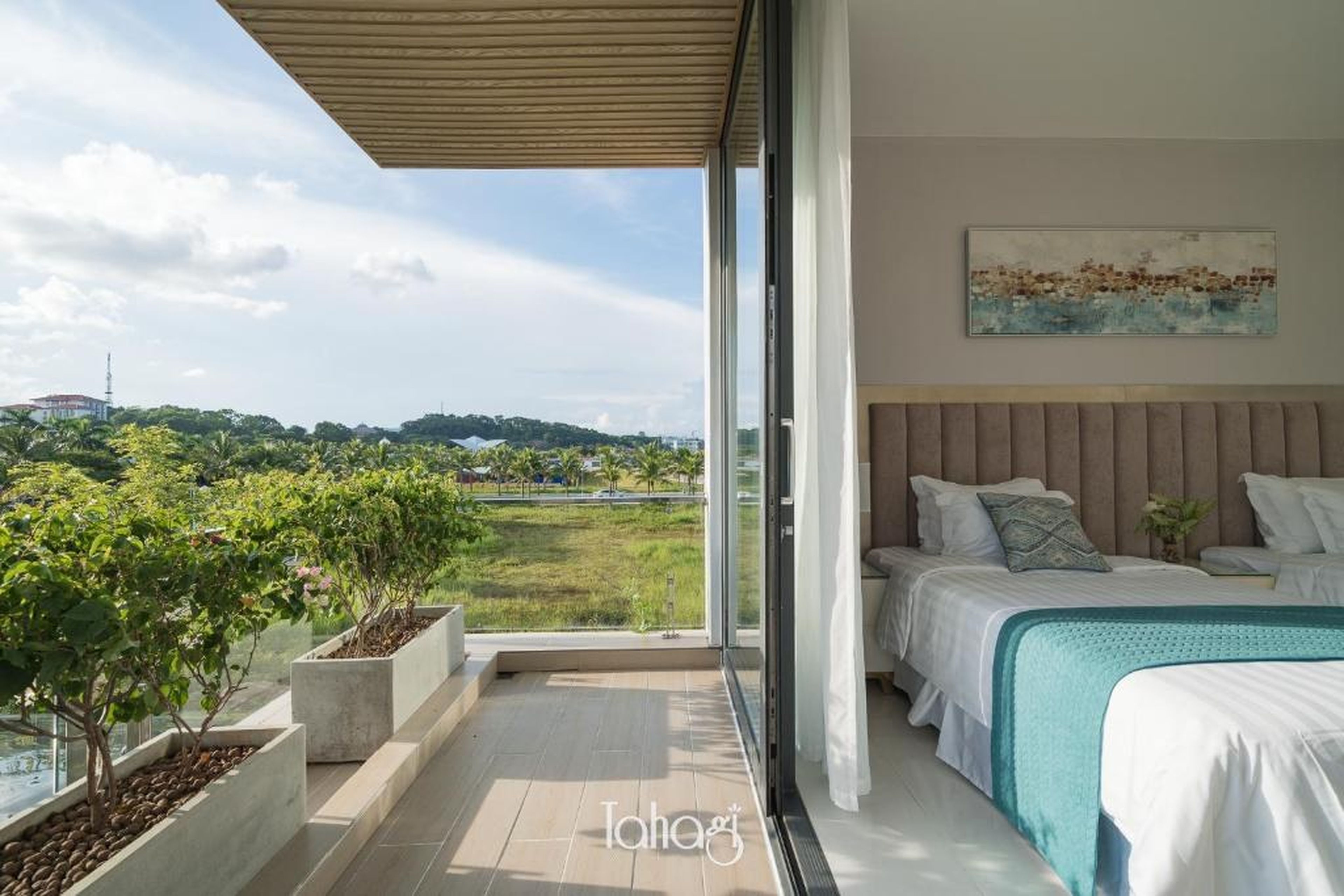 Tahagi Villa Tuan Chau Ha Long by HOFs - Hình 50