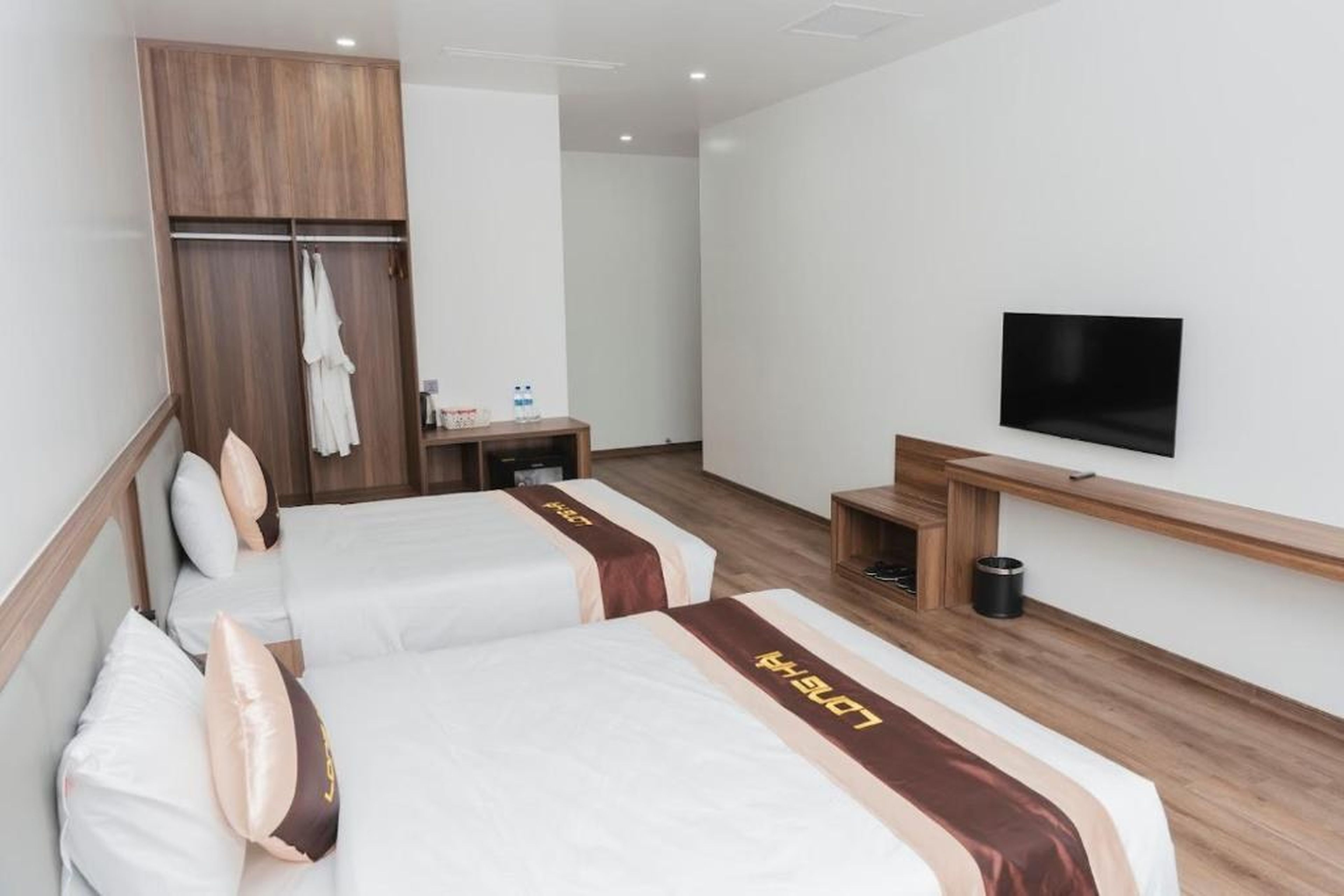 Long Hải Hotel - Hình 1