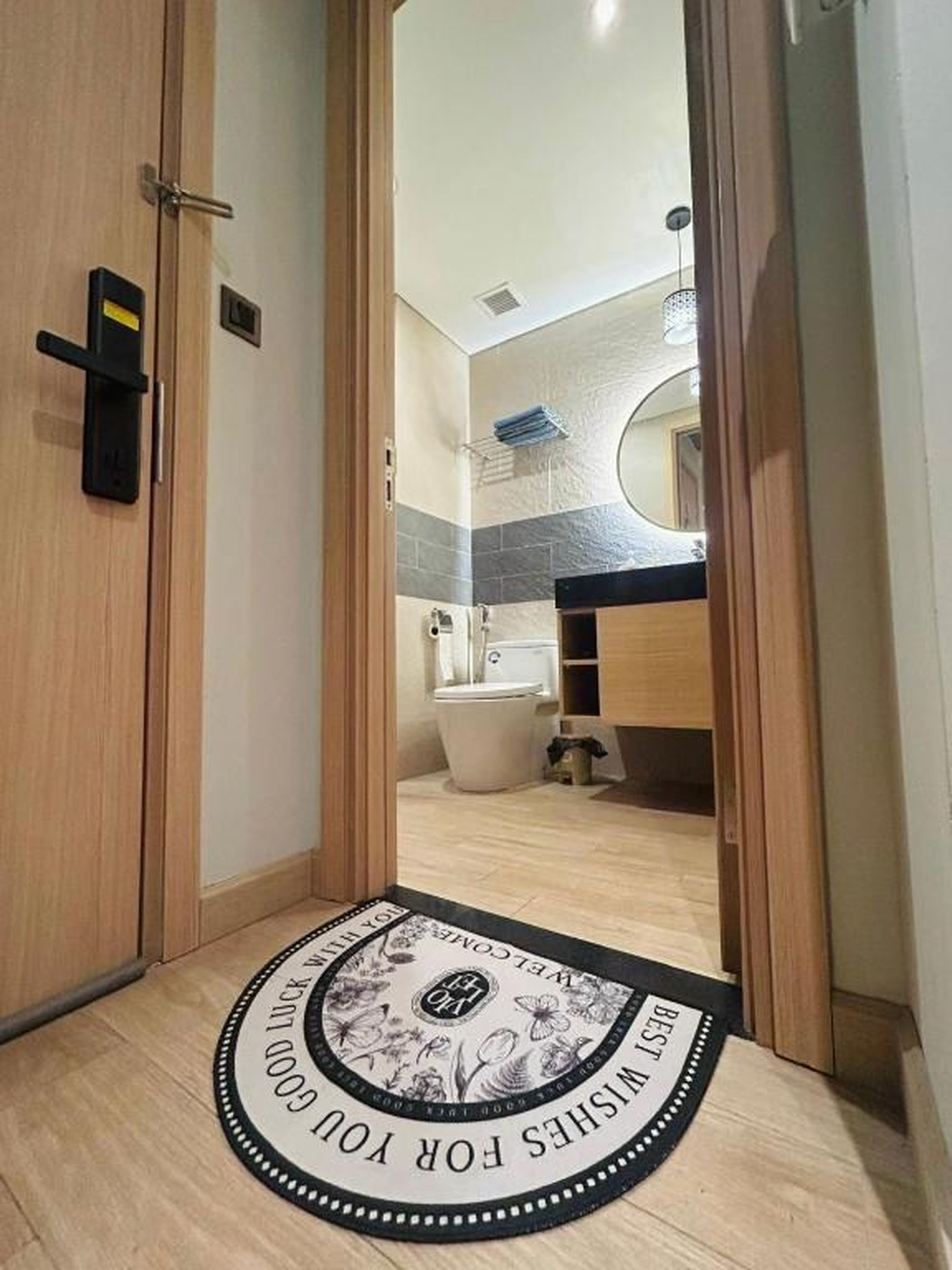 MiVi Seaview Homestay Citadines Marina Hung Thang Ha Long - Hình 34