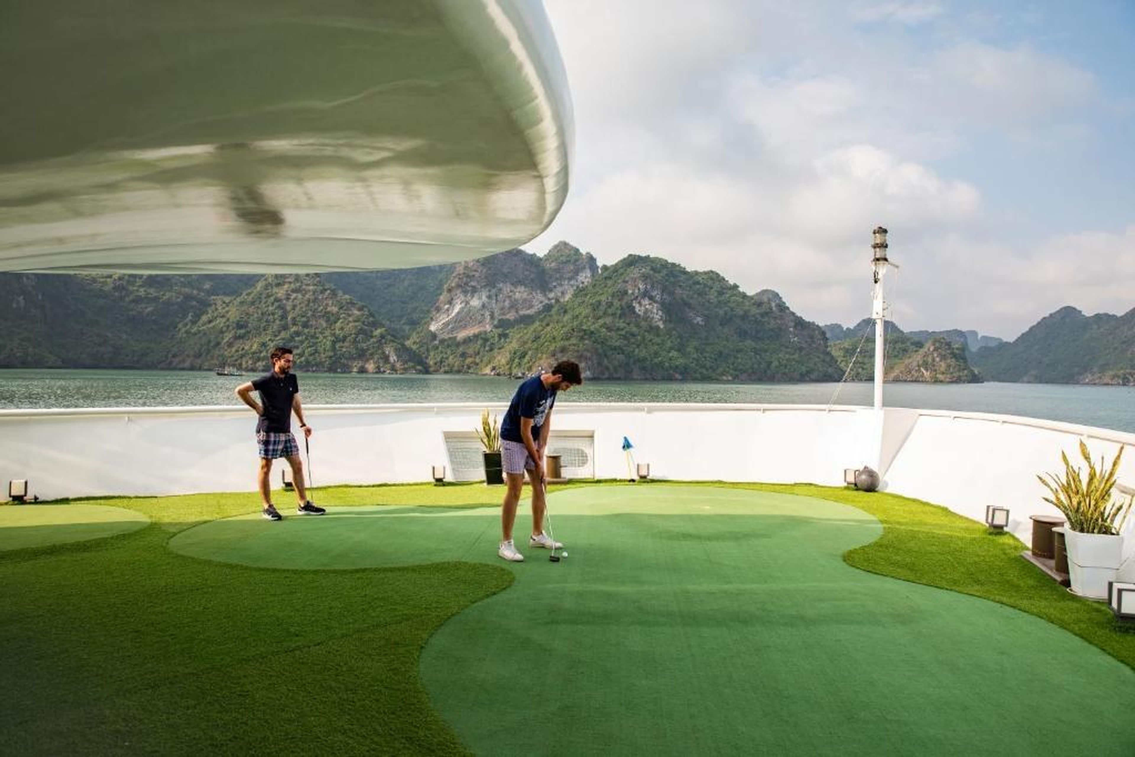 Stellar of the Seas Cruise - Hình 50