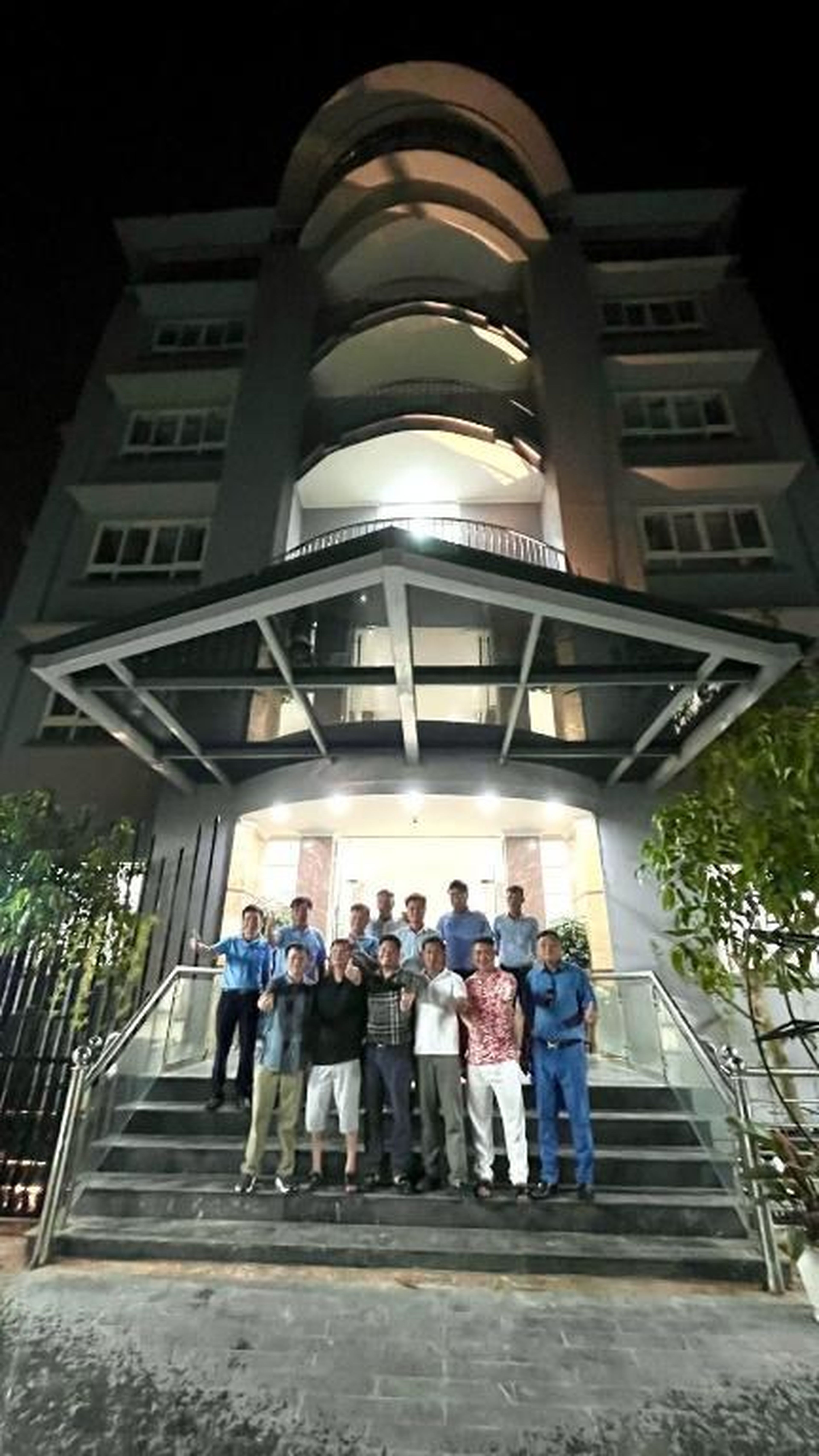 Htc regina hotel - Hình 20