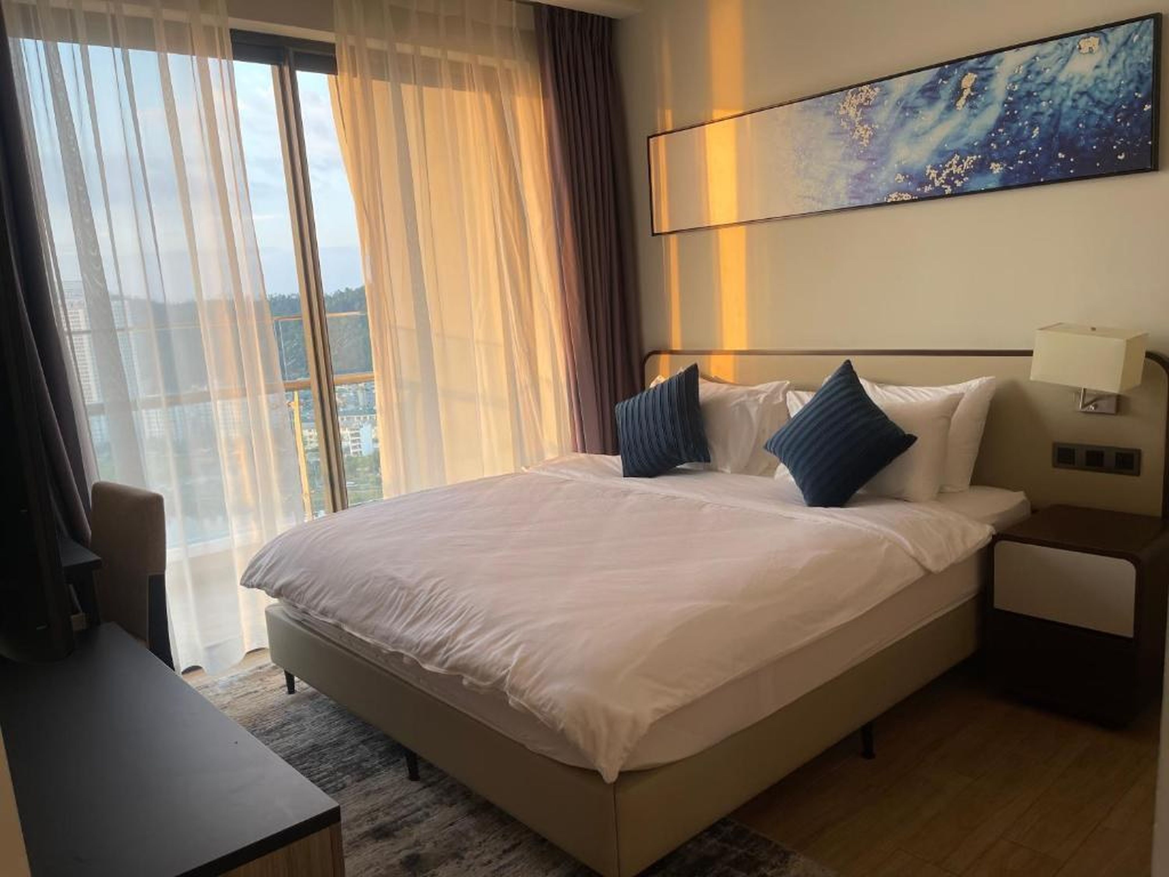 Marina Suite Residence Halong - Hình 39