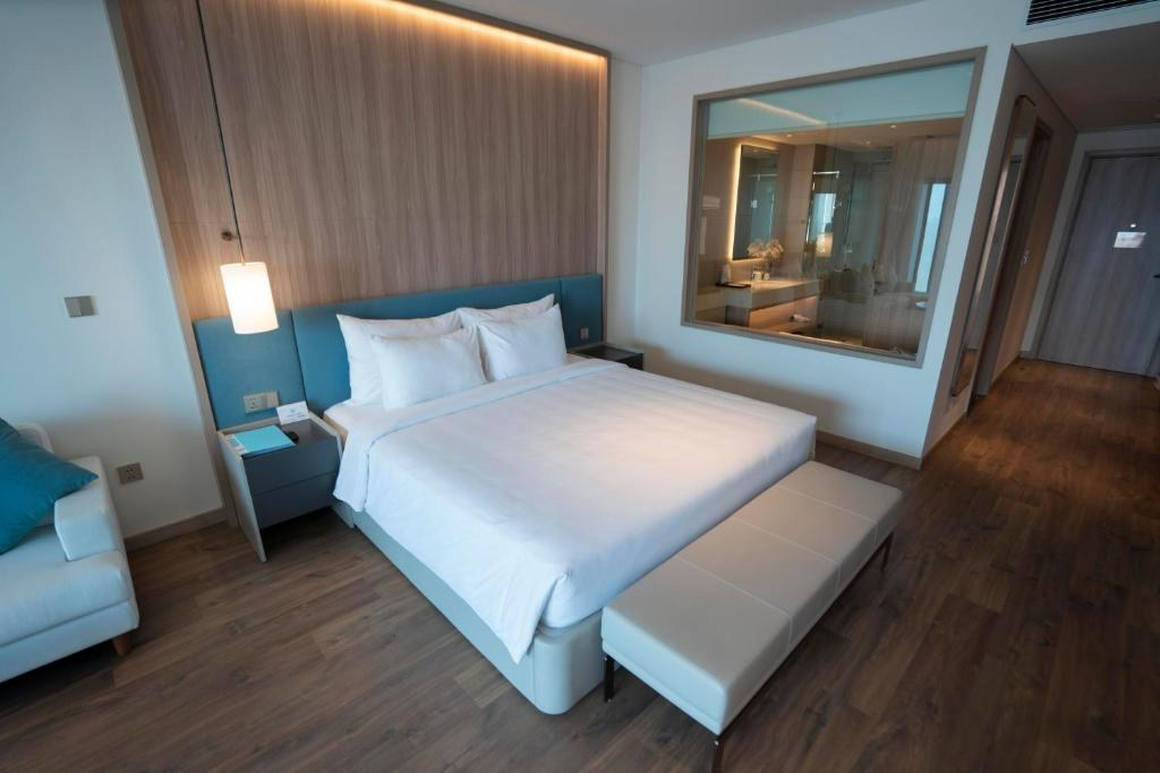 Căn hộ cao cấp tại ALaCarte Ha Long Bay Hotel Residence - Hình 28