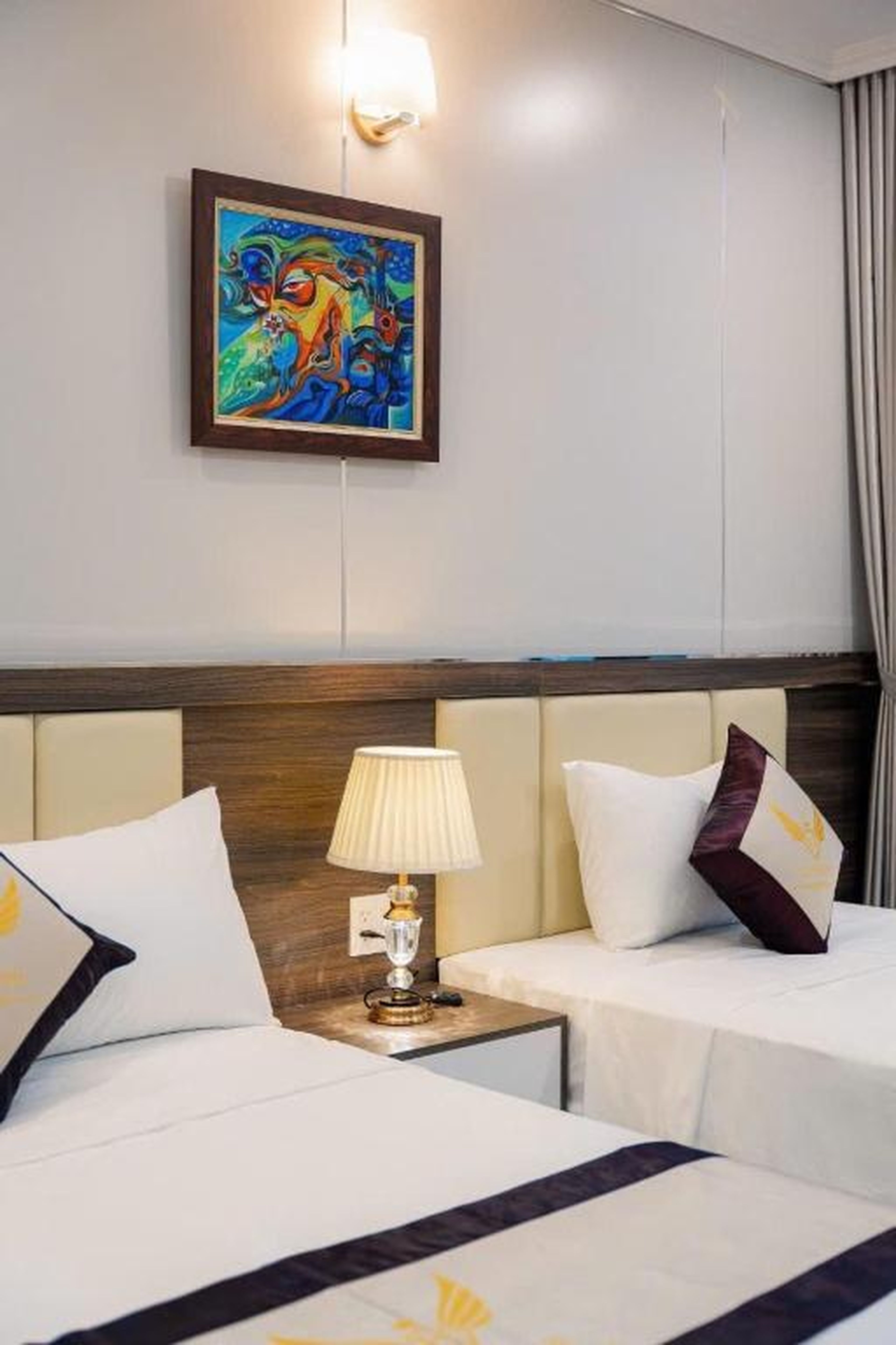 SAPPHIRE II Hotel - Hình 14