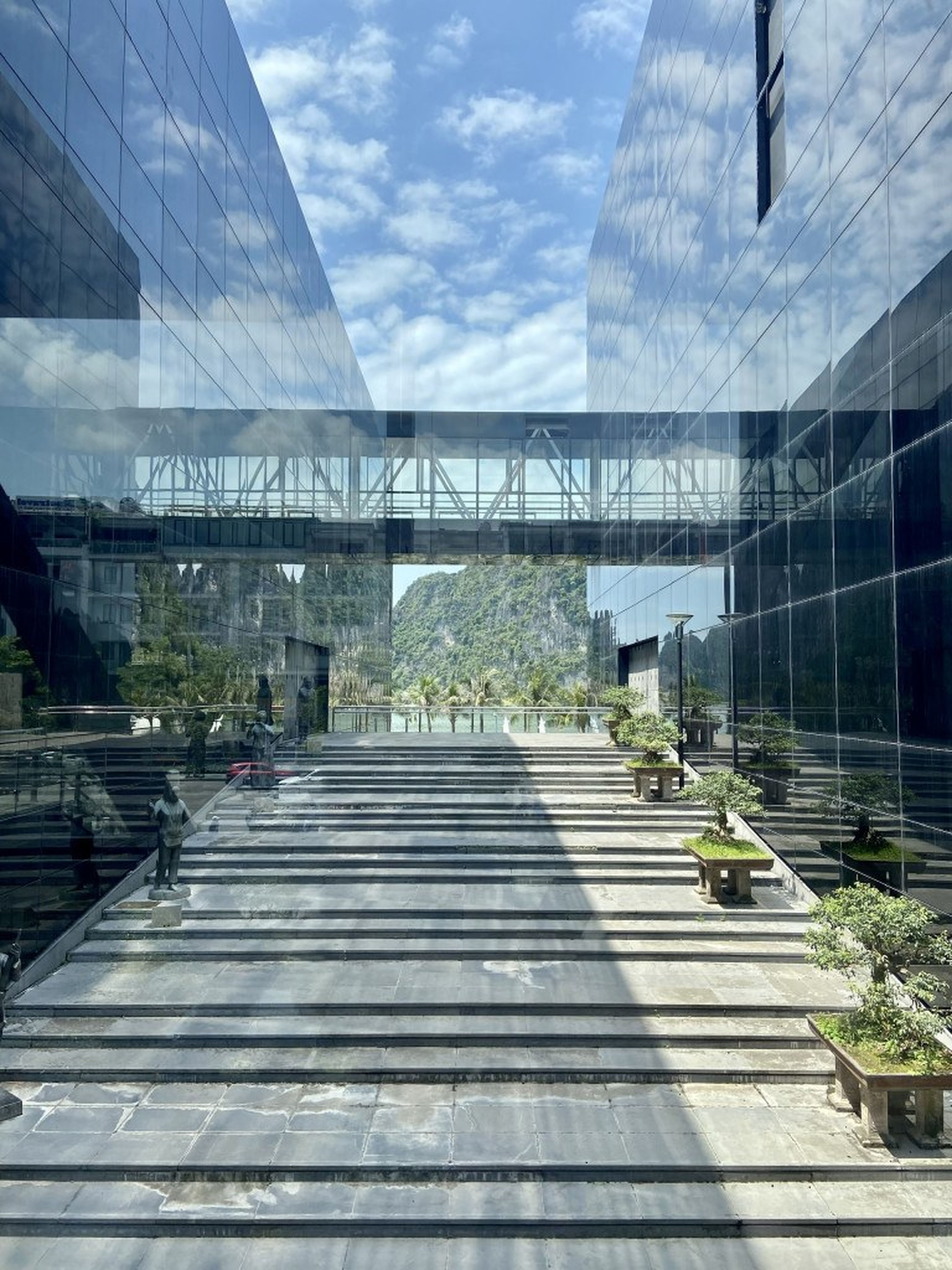 Ha Long Travel – Check in at the Unique Quang Ninh Museum by the Bay - Hình 5