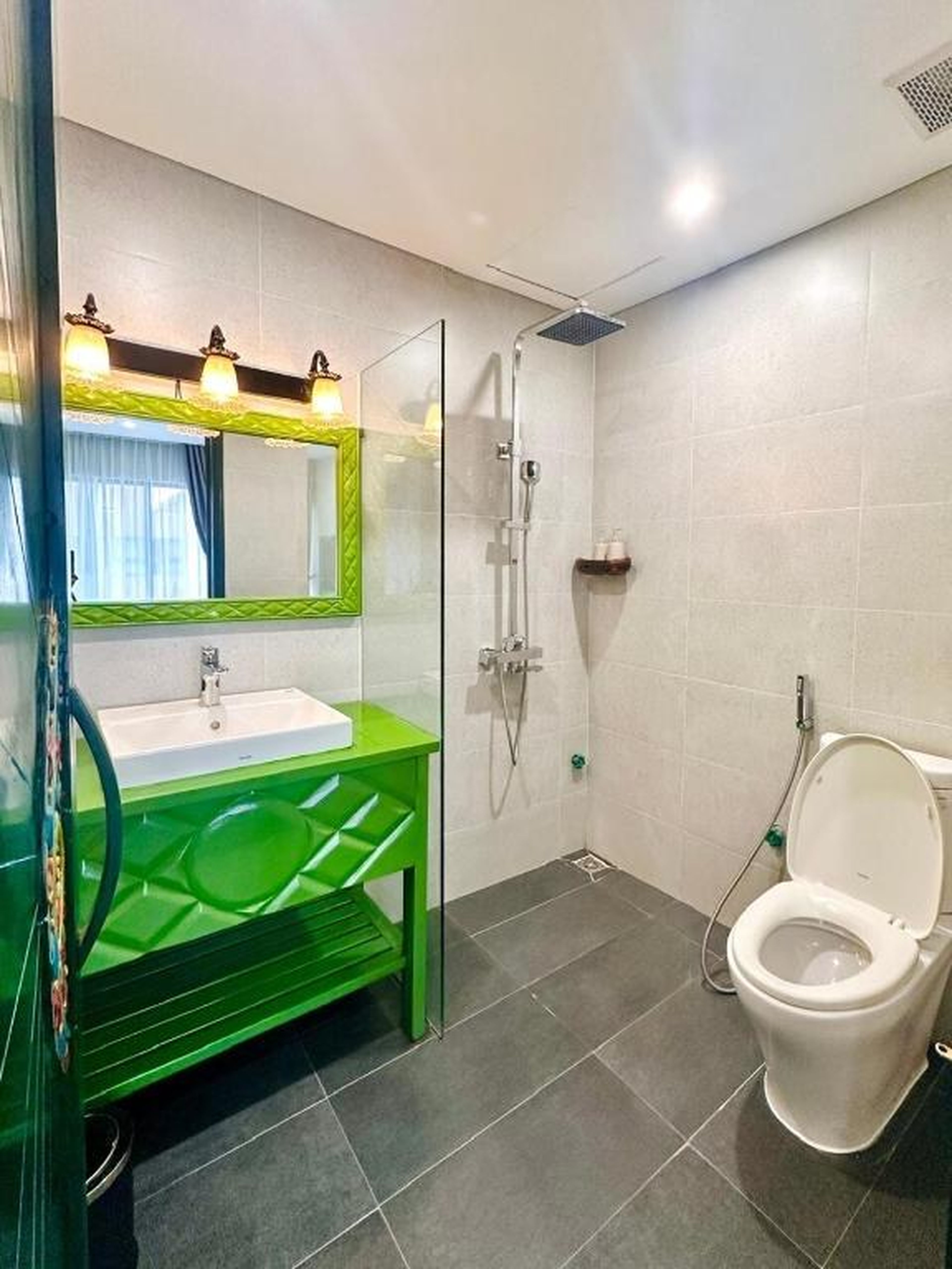 Homestay Mộc Sky Penthouse Hạ Long, New Life Tower - Hình 1