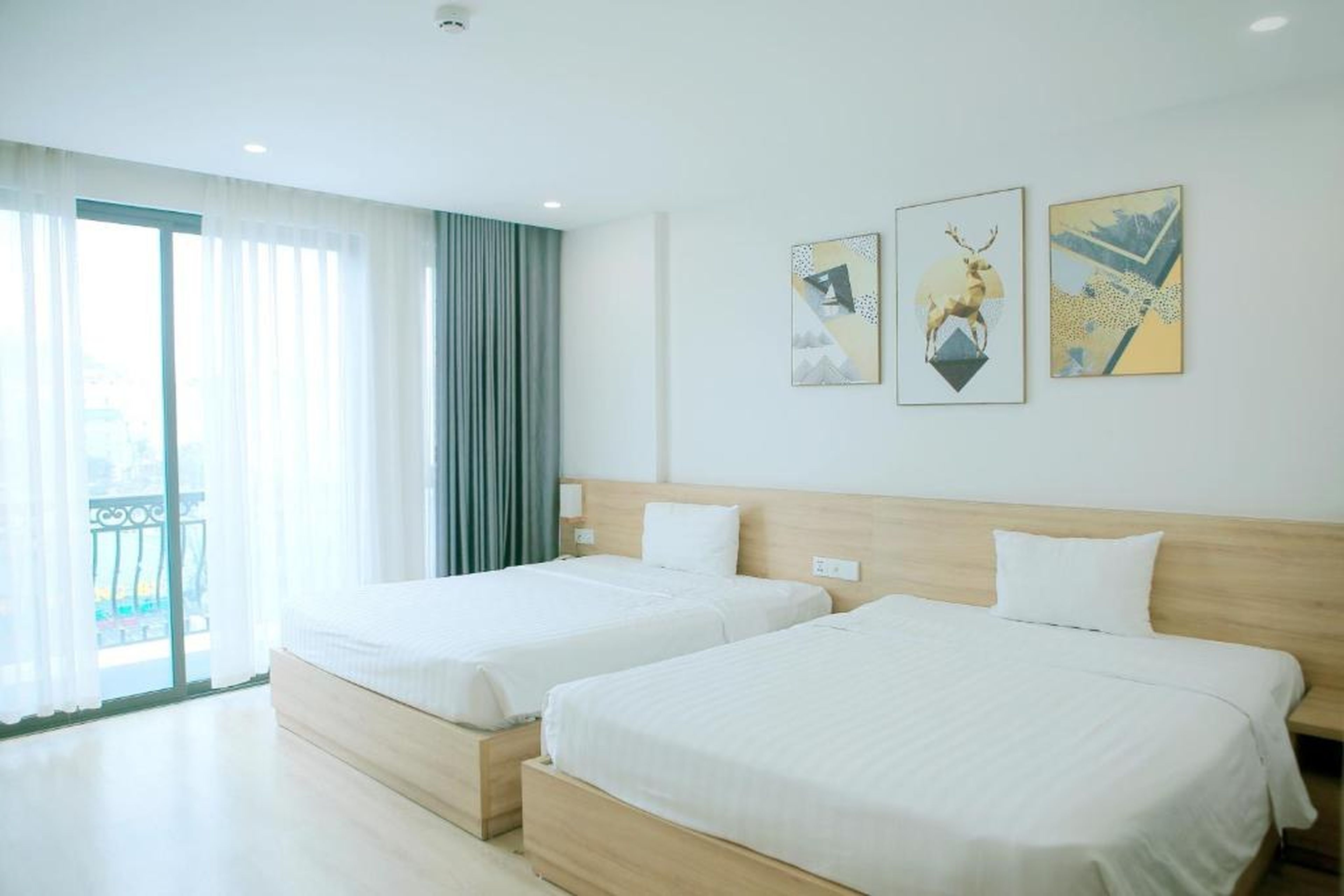 Kim Sentral Hotel - Travel Agency - Hình 15