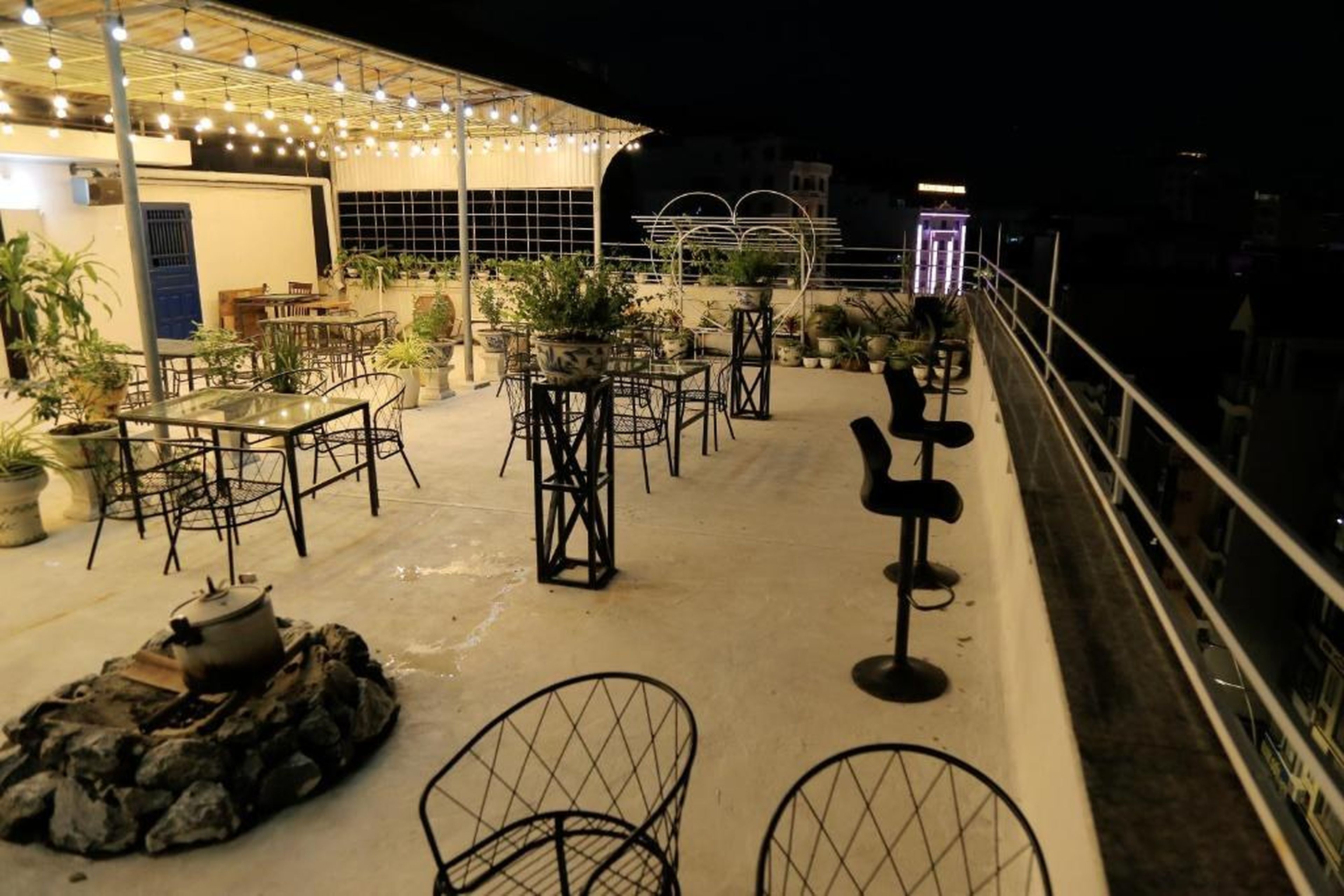 Retro Homestay Hạ Long - Hình 33