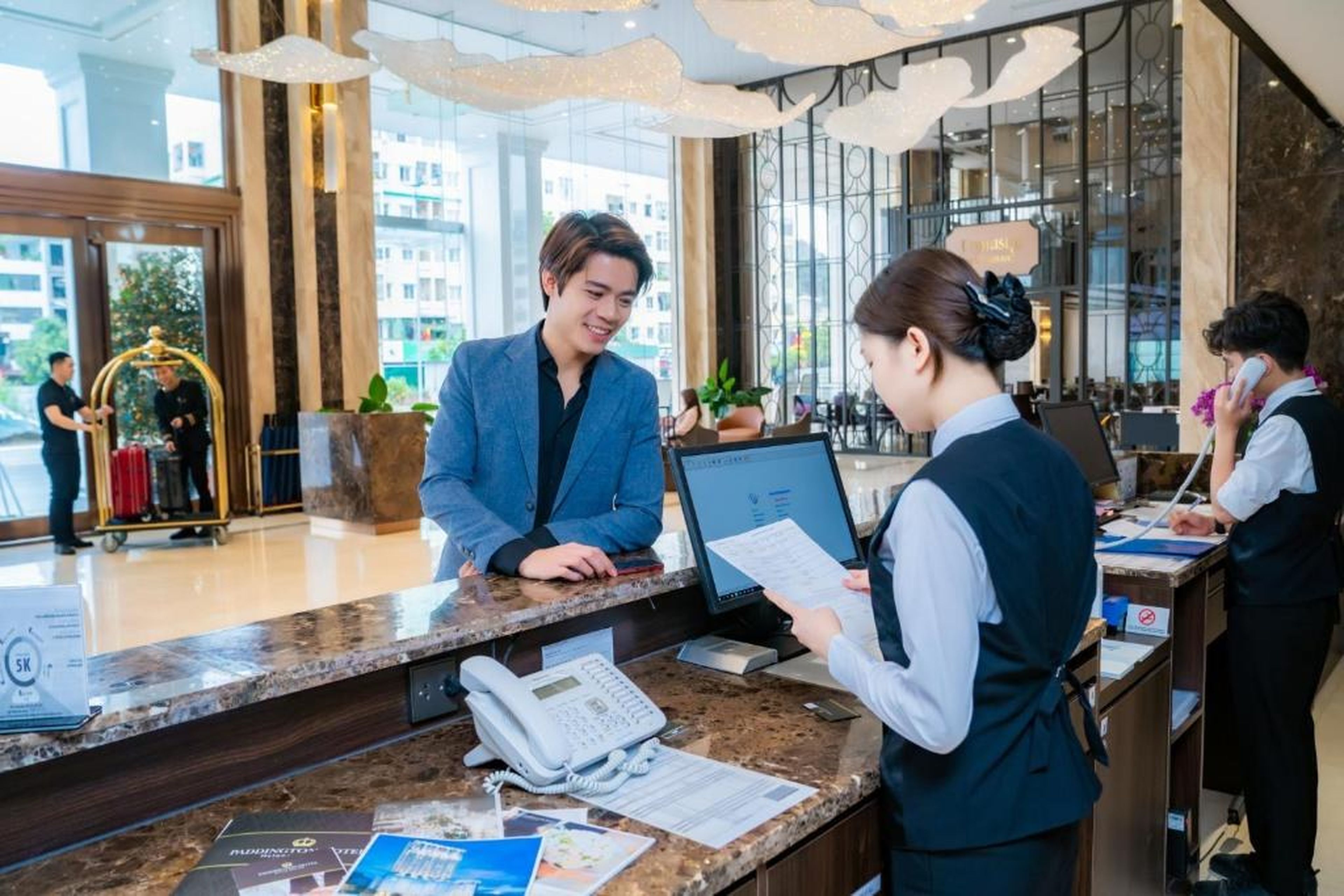 Paddington Hotel Halong Bayview - Hình 32