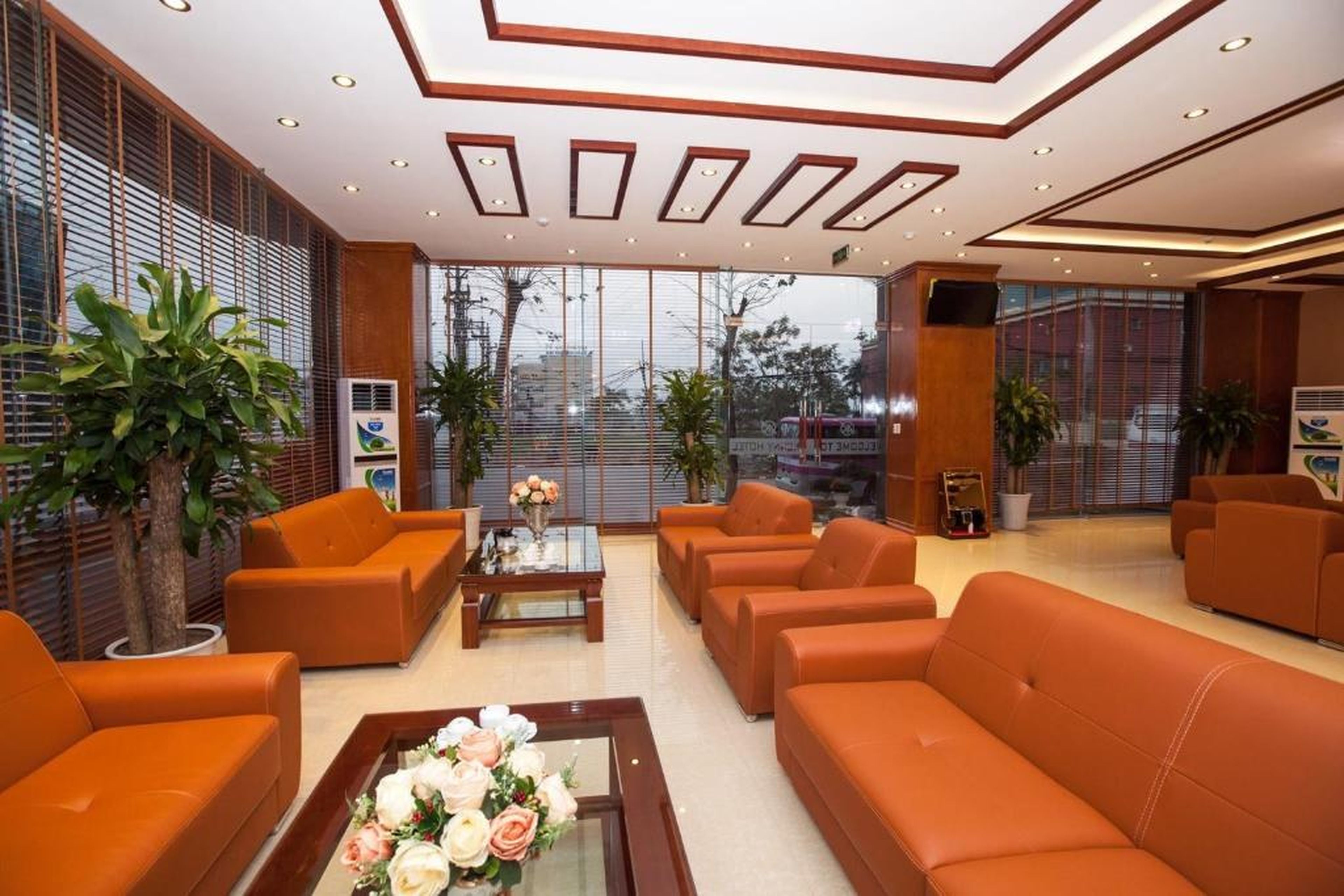 Kenny Hotel Ha Long - Hình 6