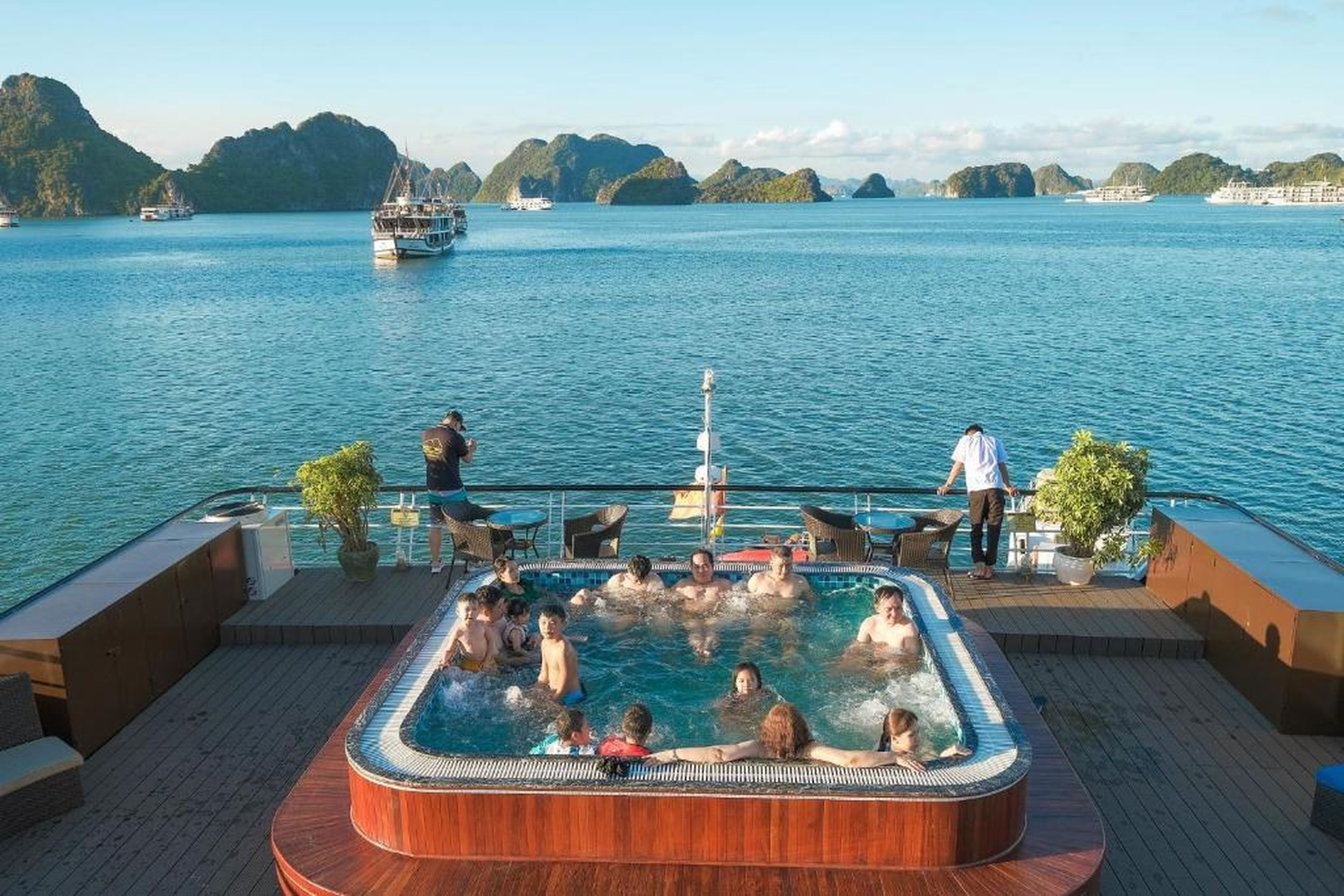 La Casta 5-Star Cruise 2D1N - Lan Ha Bay - Balcony & Bathtub Ocean View - Hình 10