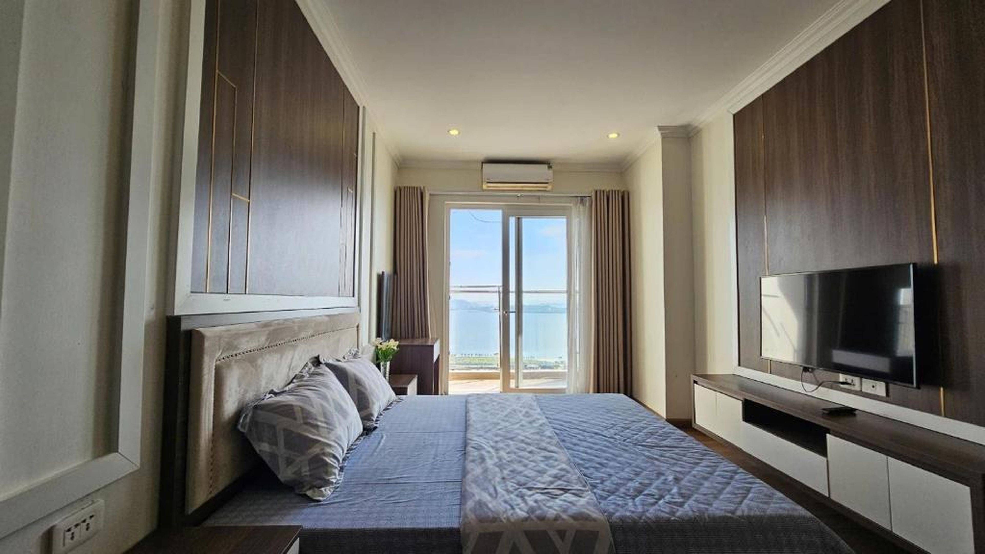 Newlife Tower- by Greenbay Premium homestay Hạ Long Bay - Hình 6