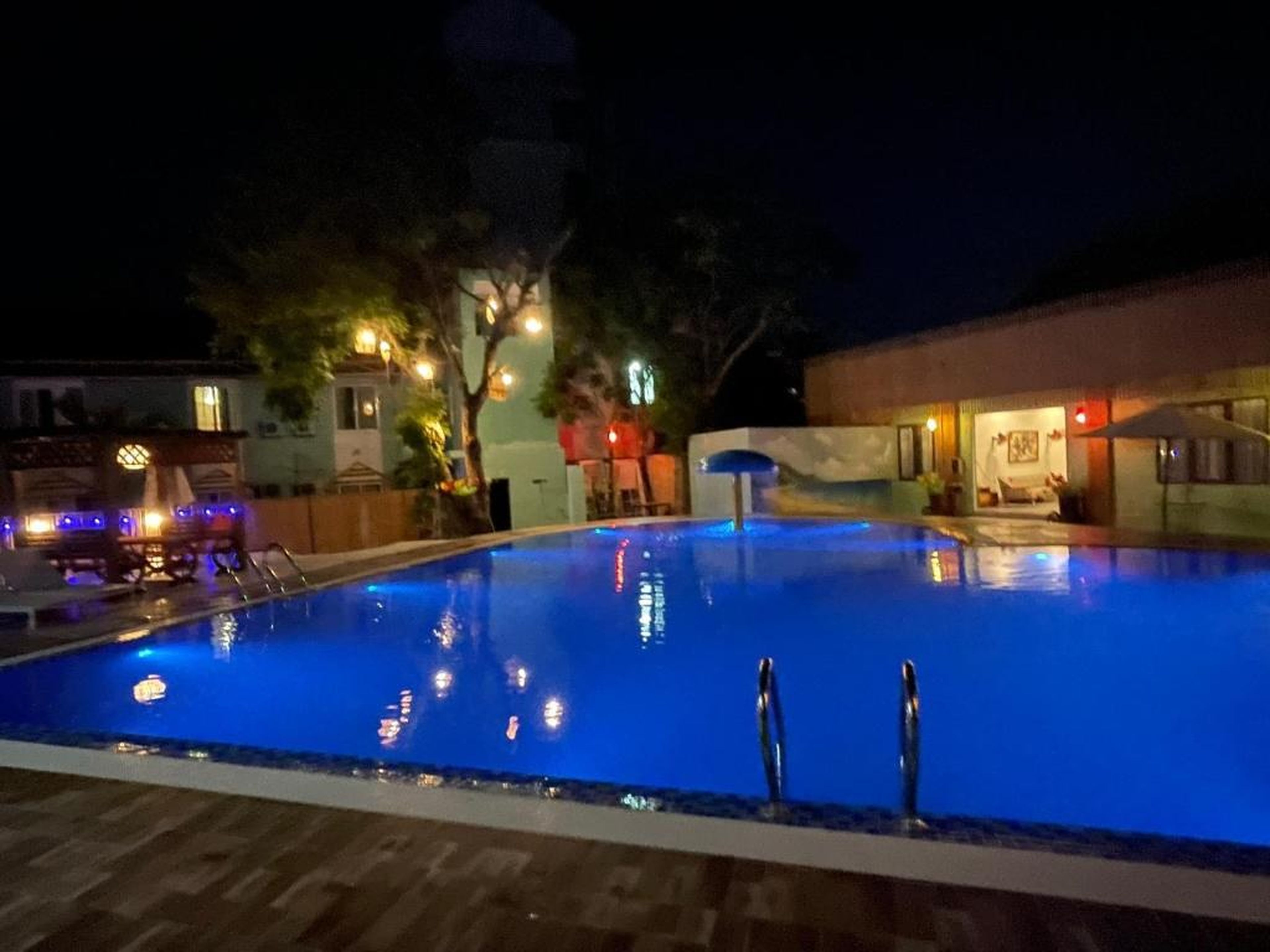 Minh Chau Beach Resort - Hình 23