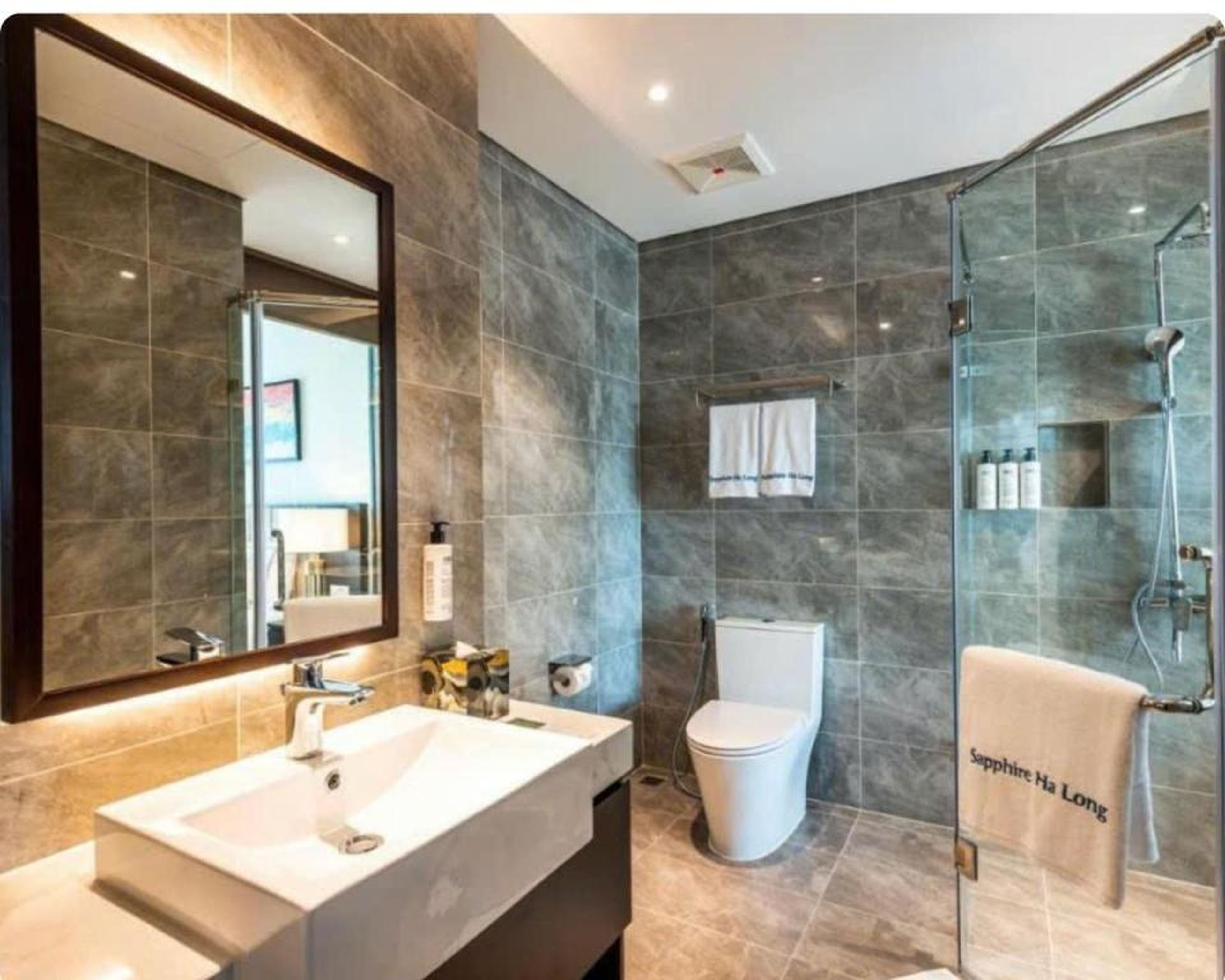 Luxury Sapphire Ha Long S1S2 - Hình 17