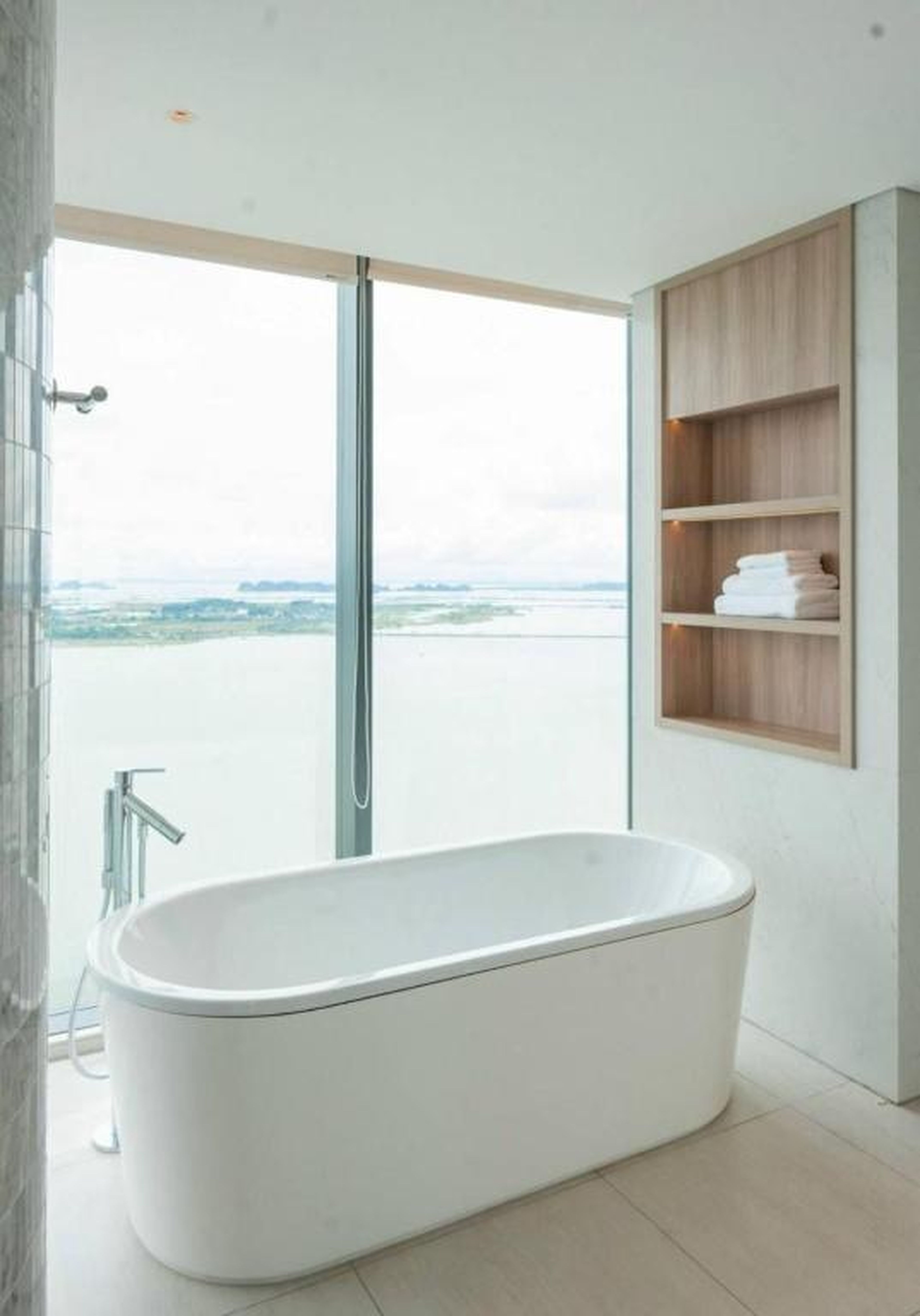 HB Serviced Apartment - Alacarte Hạ Long - Hình 11