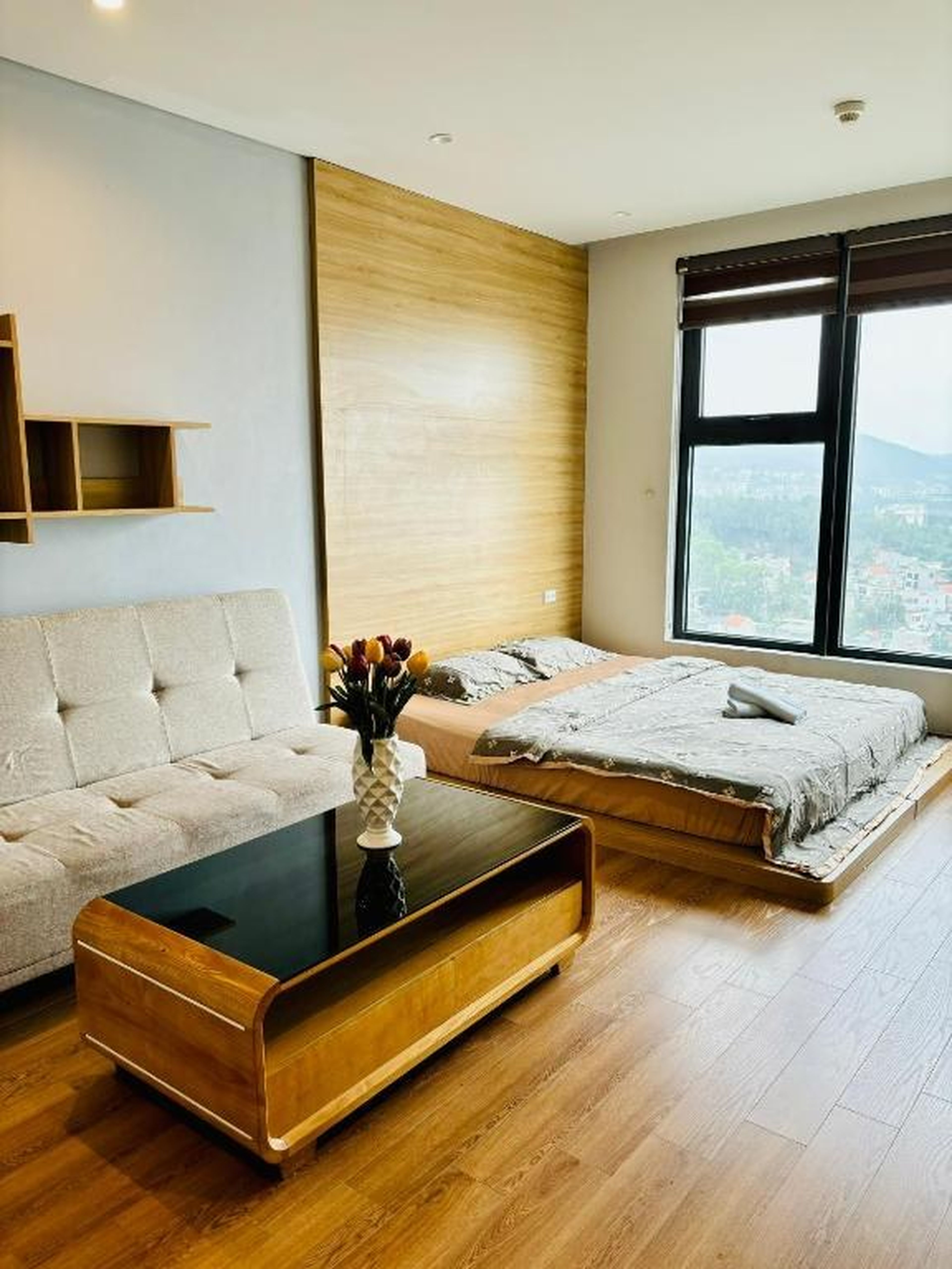 bee'homes-Căn hộ view Vịnh Hạ Long - Hình 3