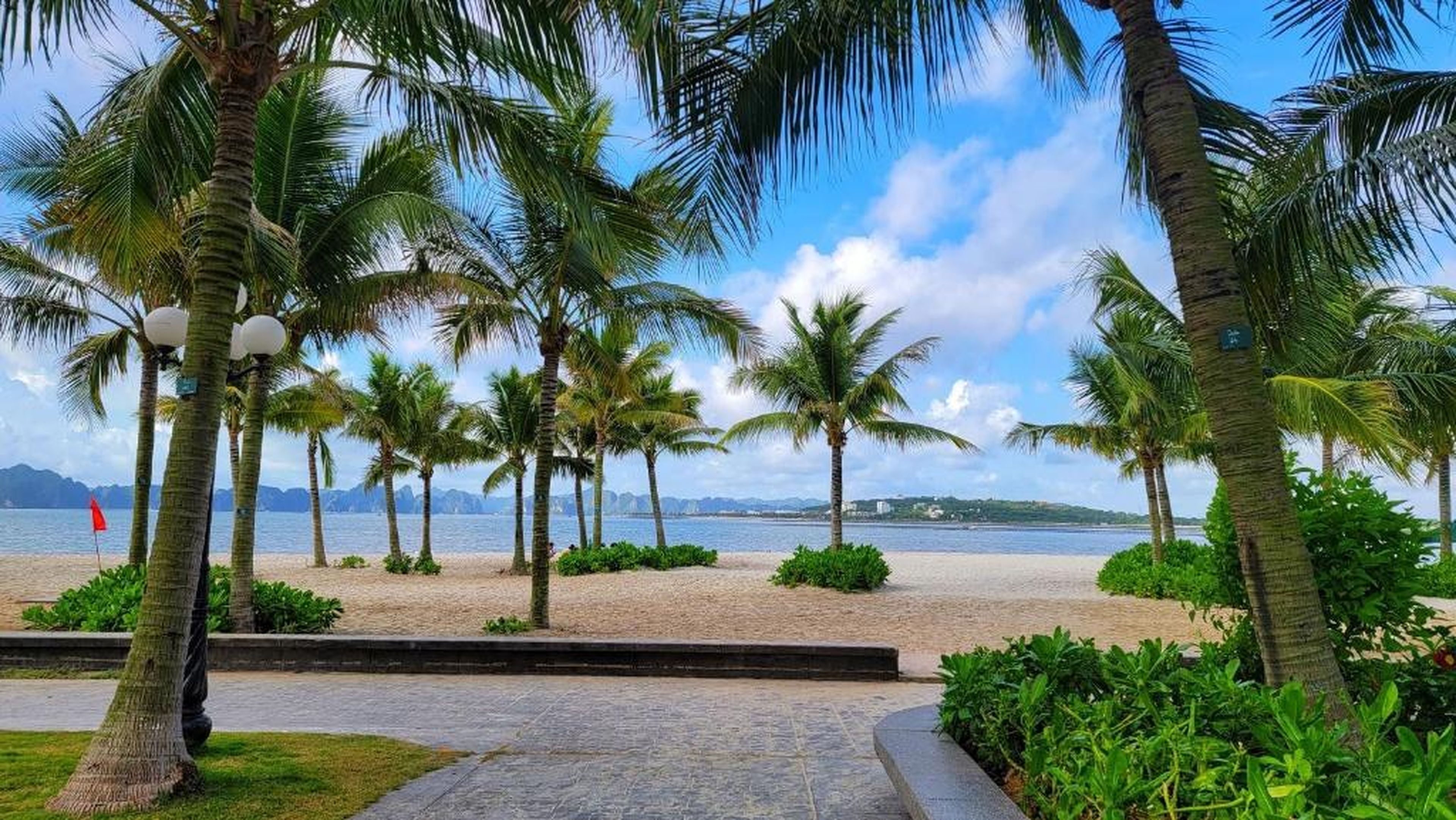 A la Carte Ha Long Residences Căn hộ 5 stars cạnh biển - Hình 8