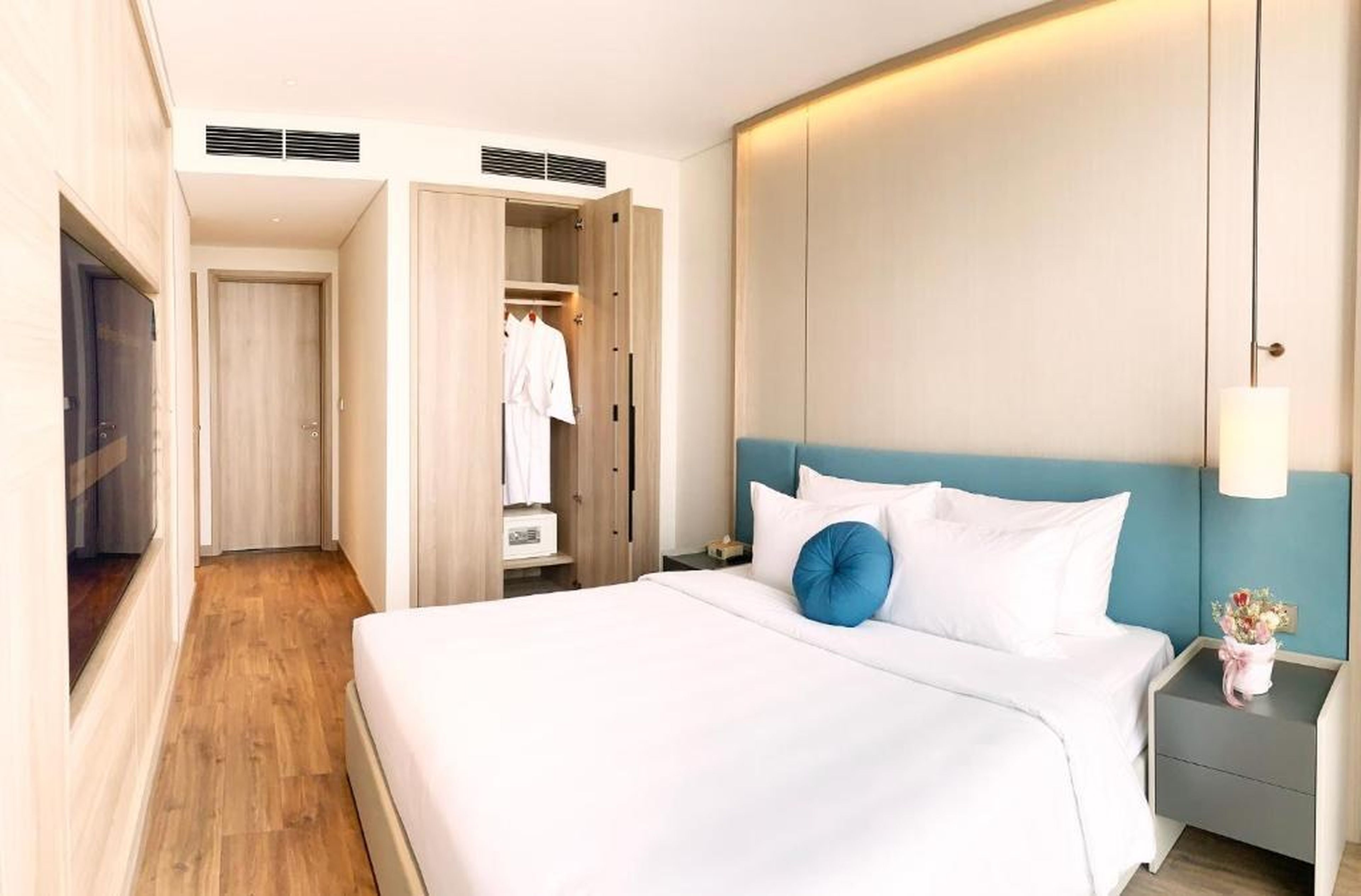 HB Serviced Apartment - Alacarte Hạ Long - Hình 46