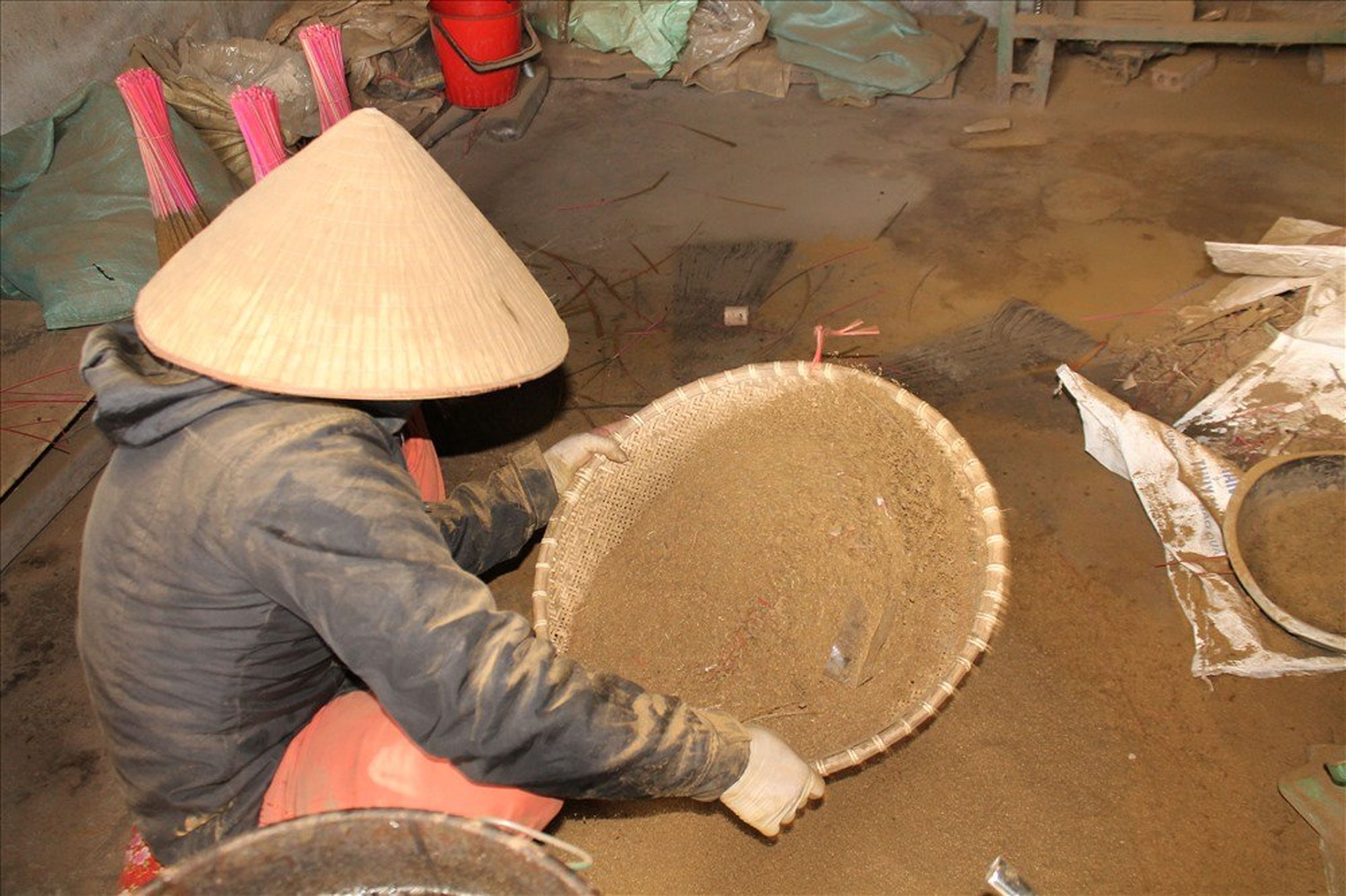 The Traditional Bài Incense-Making Craft in Quảng Ninh - Hình 2