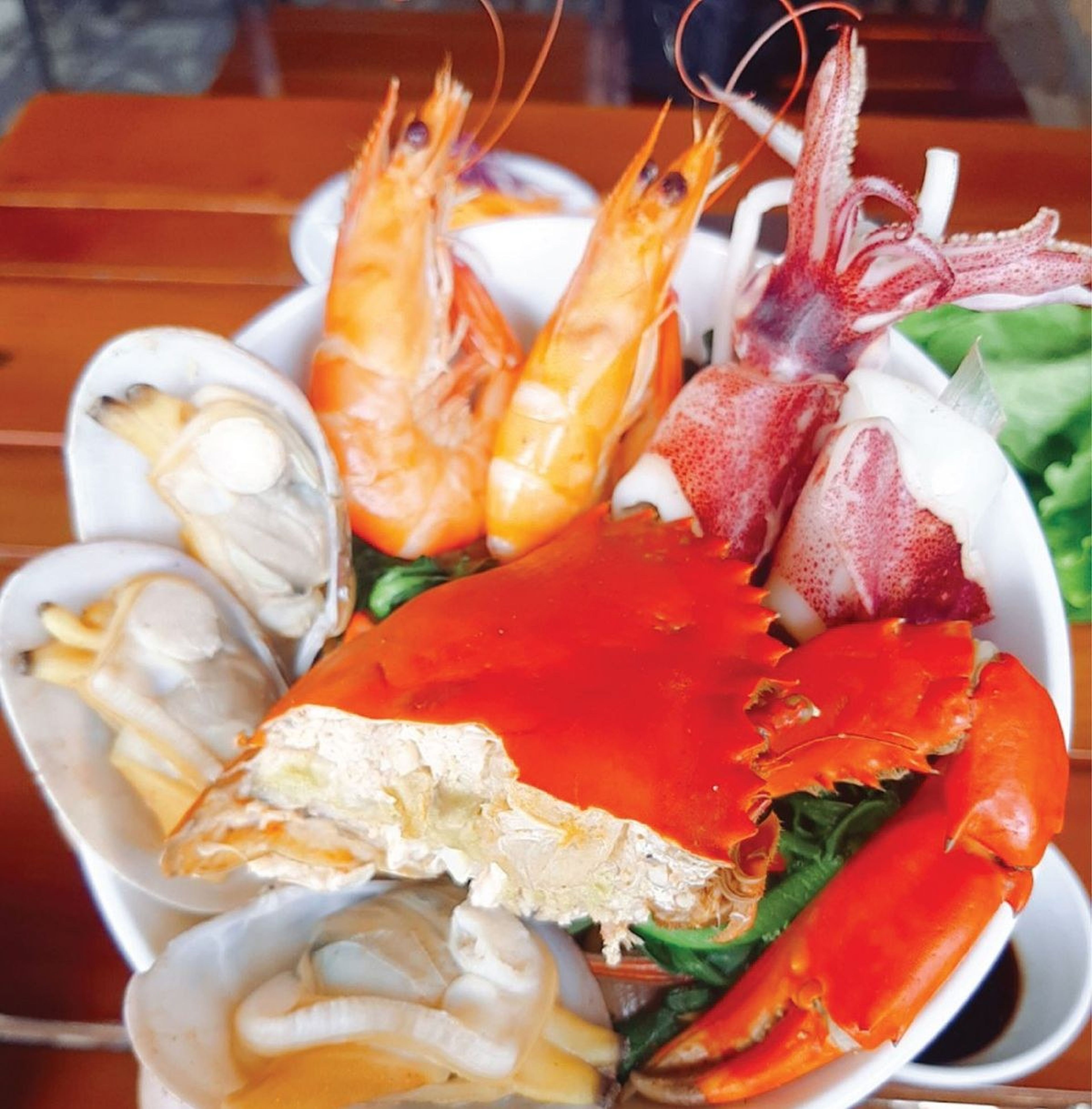 Nhà hàng Sen Á Đông Hạ Long - Buffet hải sản sang, xịn, mịn - Hình 9