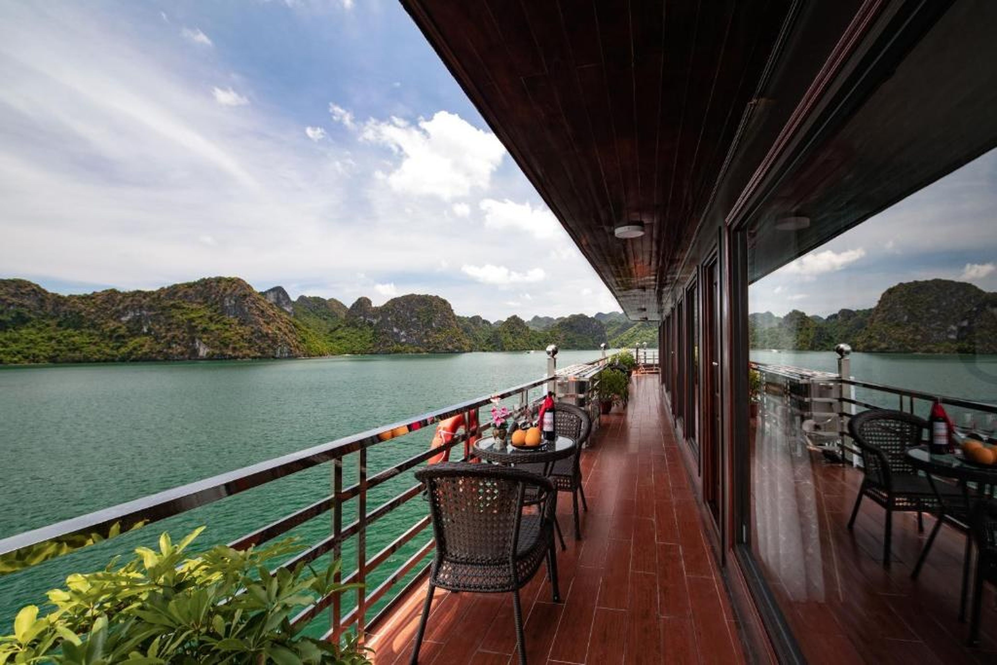La Pandora Cruises - Hình 5