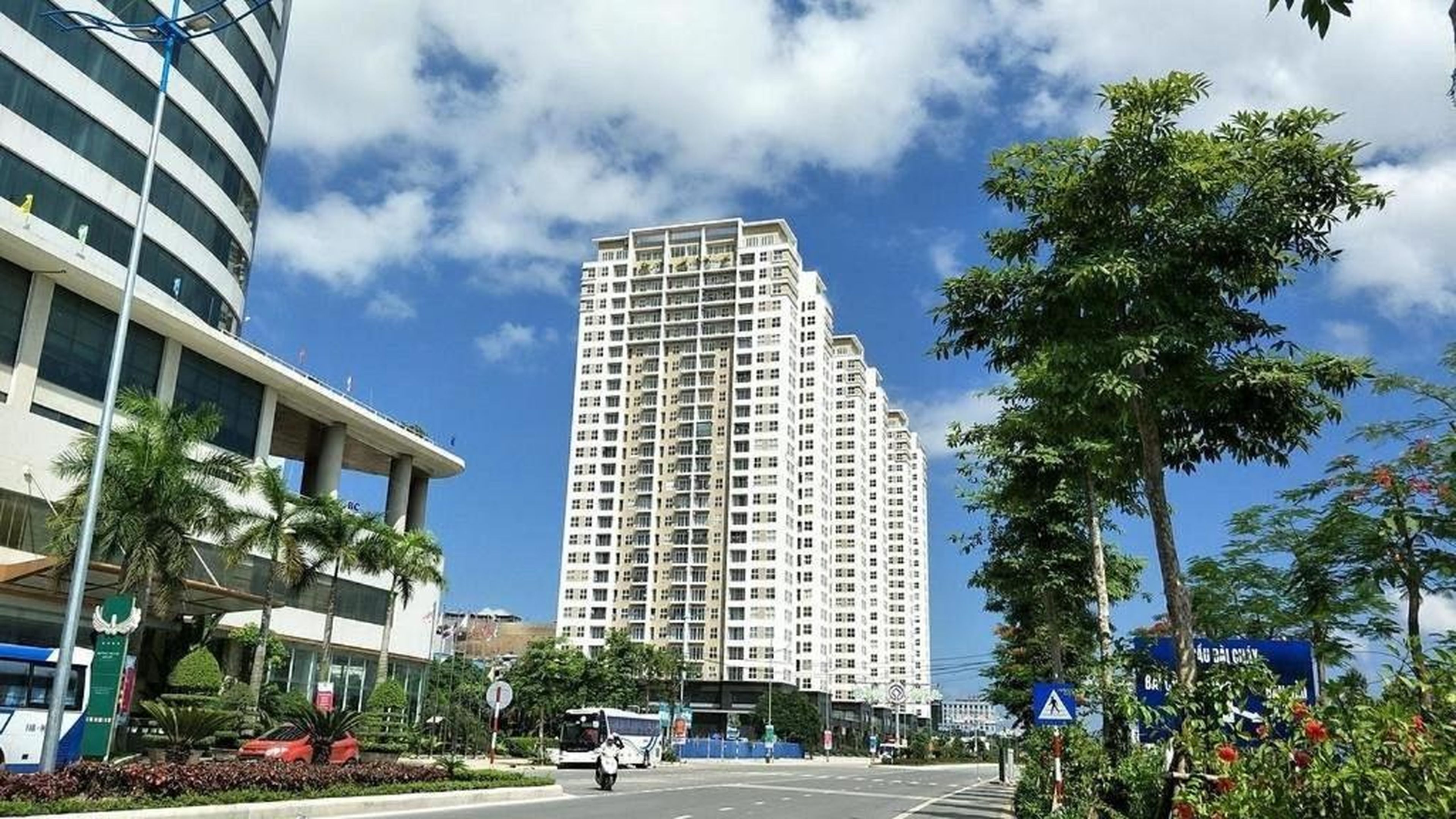 Newlife Tower- by Greenbay Premium homestay Hạ Long Bay - Hình 4