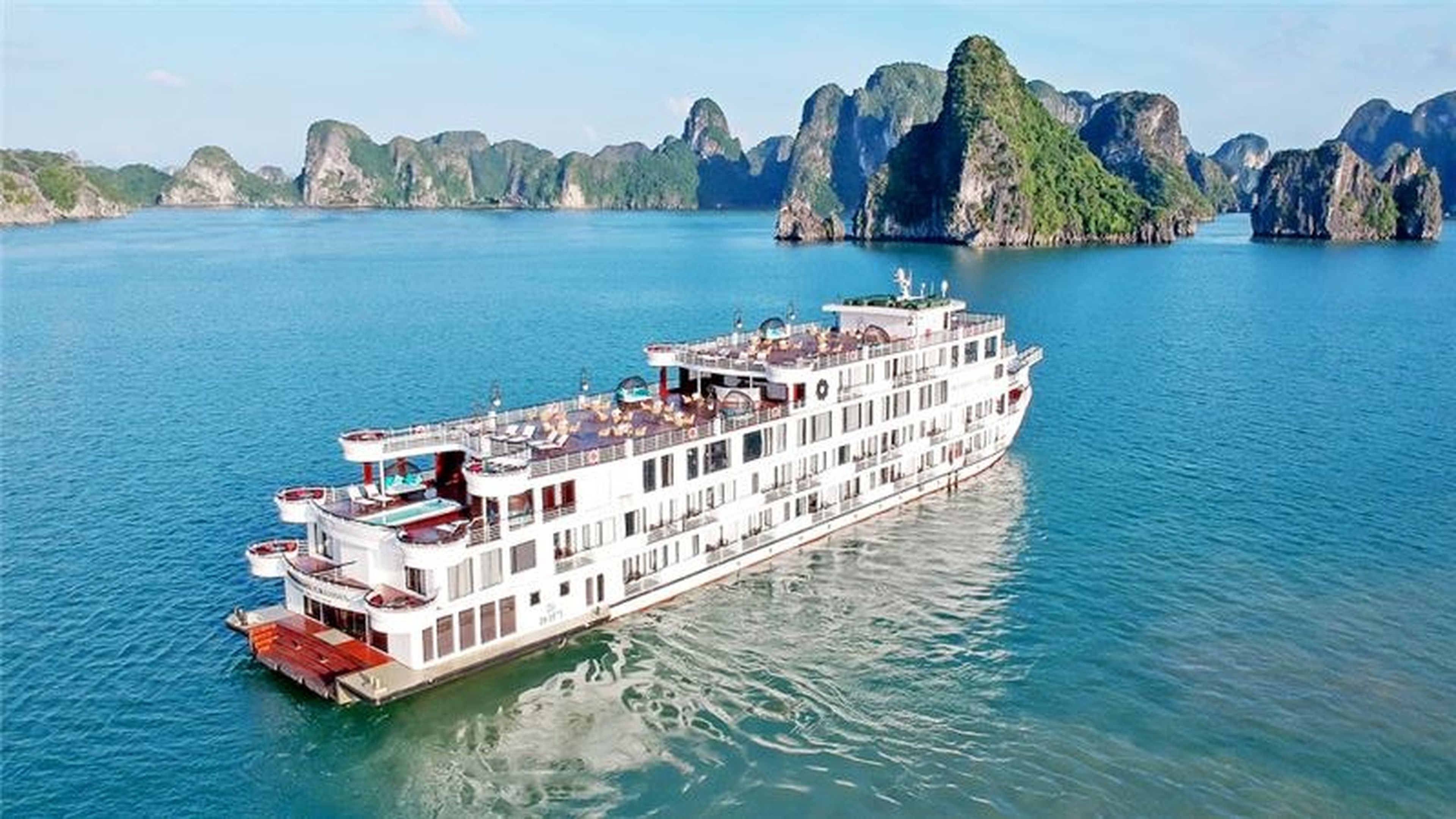 Ha Long Travel – Top 6 Luxury Cruises with Attractive Deals - Hình 6