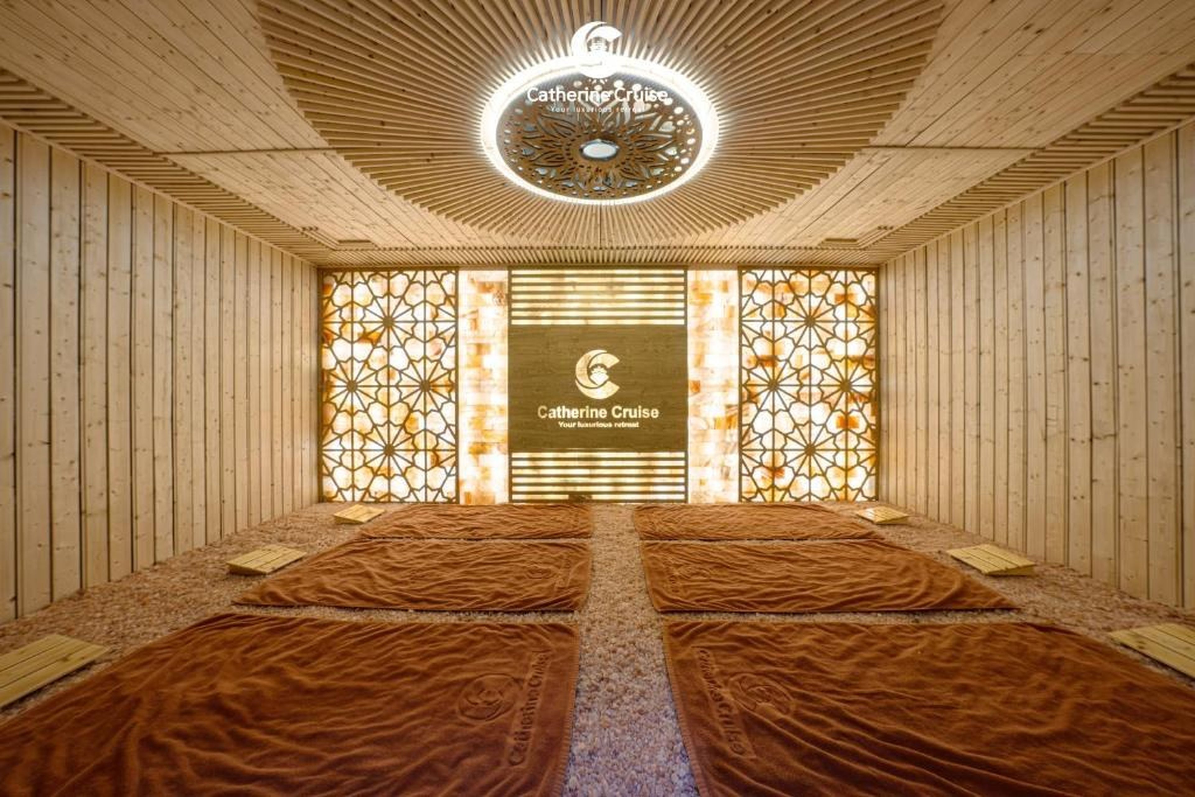 Catherine Cruises Ha Long Bay - Hình 18