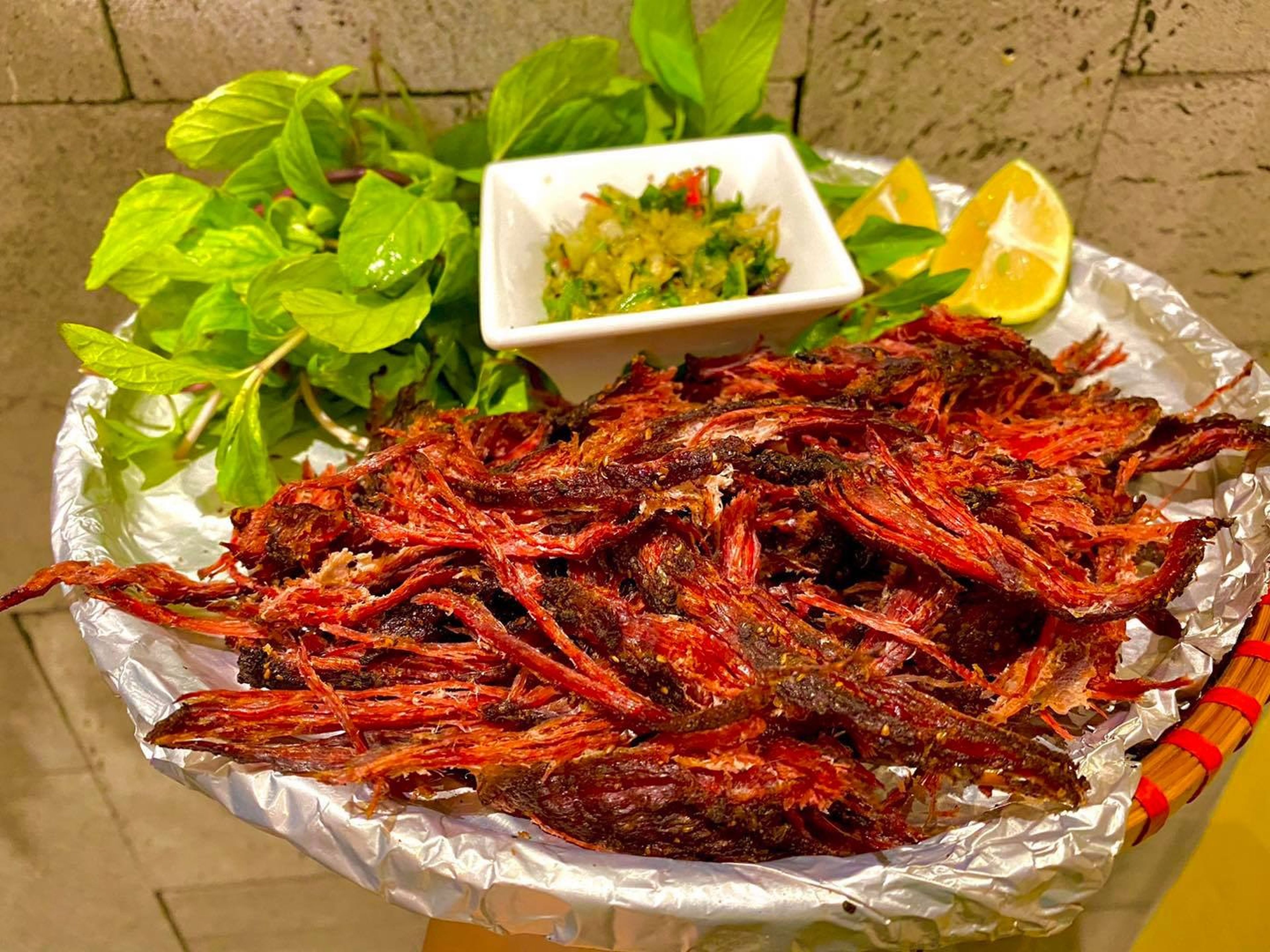 Hương vị đậm đà của những món ăn Việt tại Nhà Hàng Sơn Đoòng Hạ Long - Hình 17