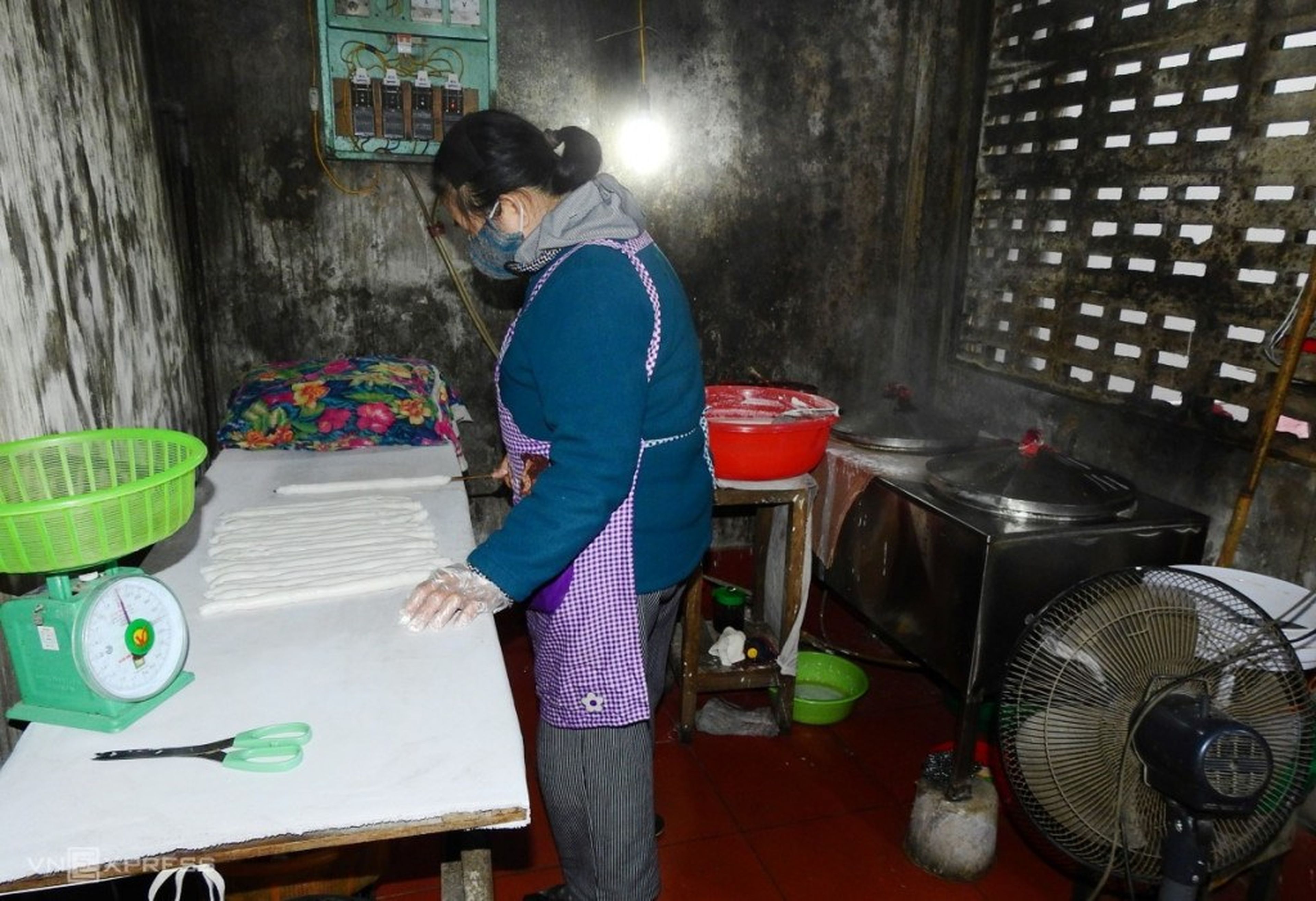 Quang Ninh’s Unique Bánh Gật Gù Specialty - Hình 8