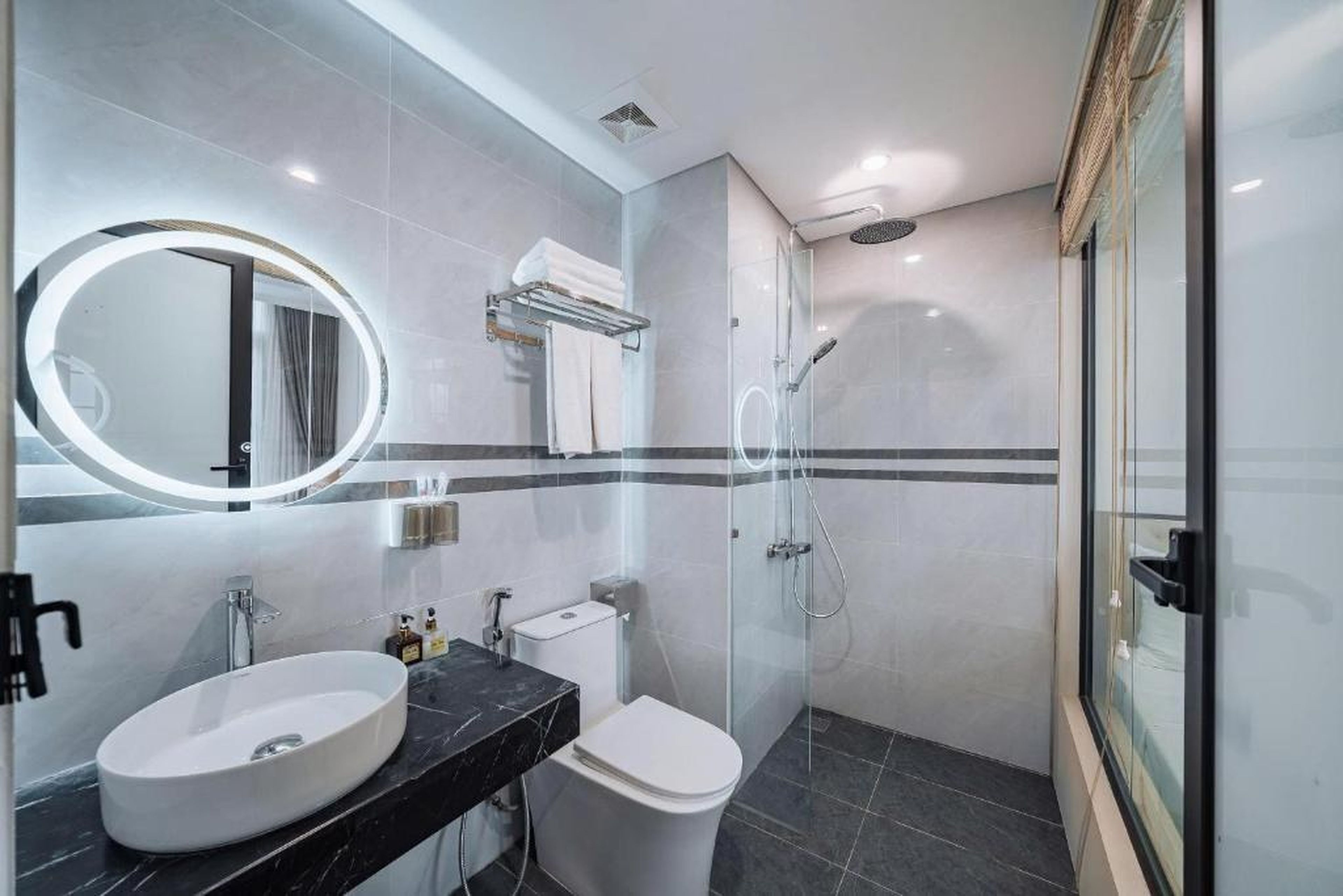 Giang Hải Minh Hạ Long Hotel - Hình 8