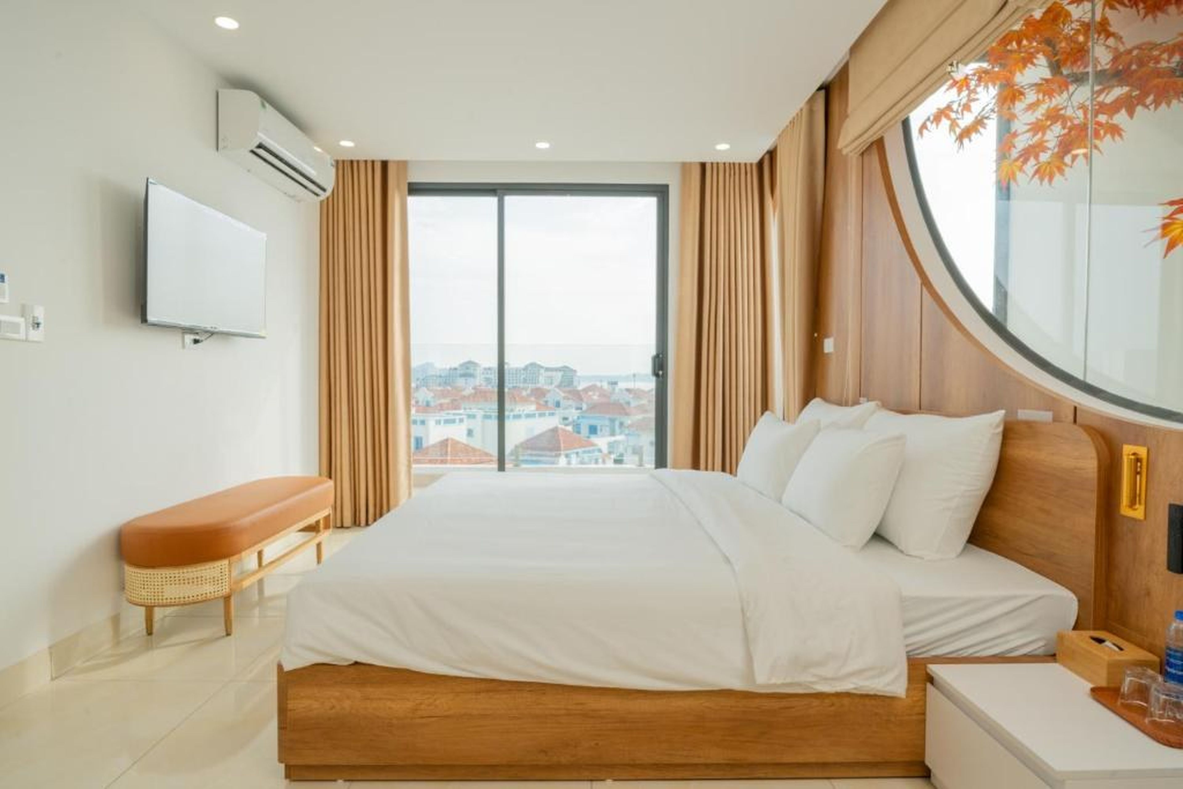 Azure Bay Hotel - Hình 23
