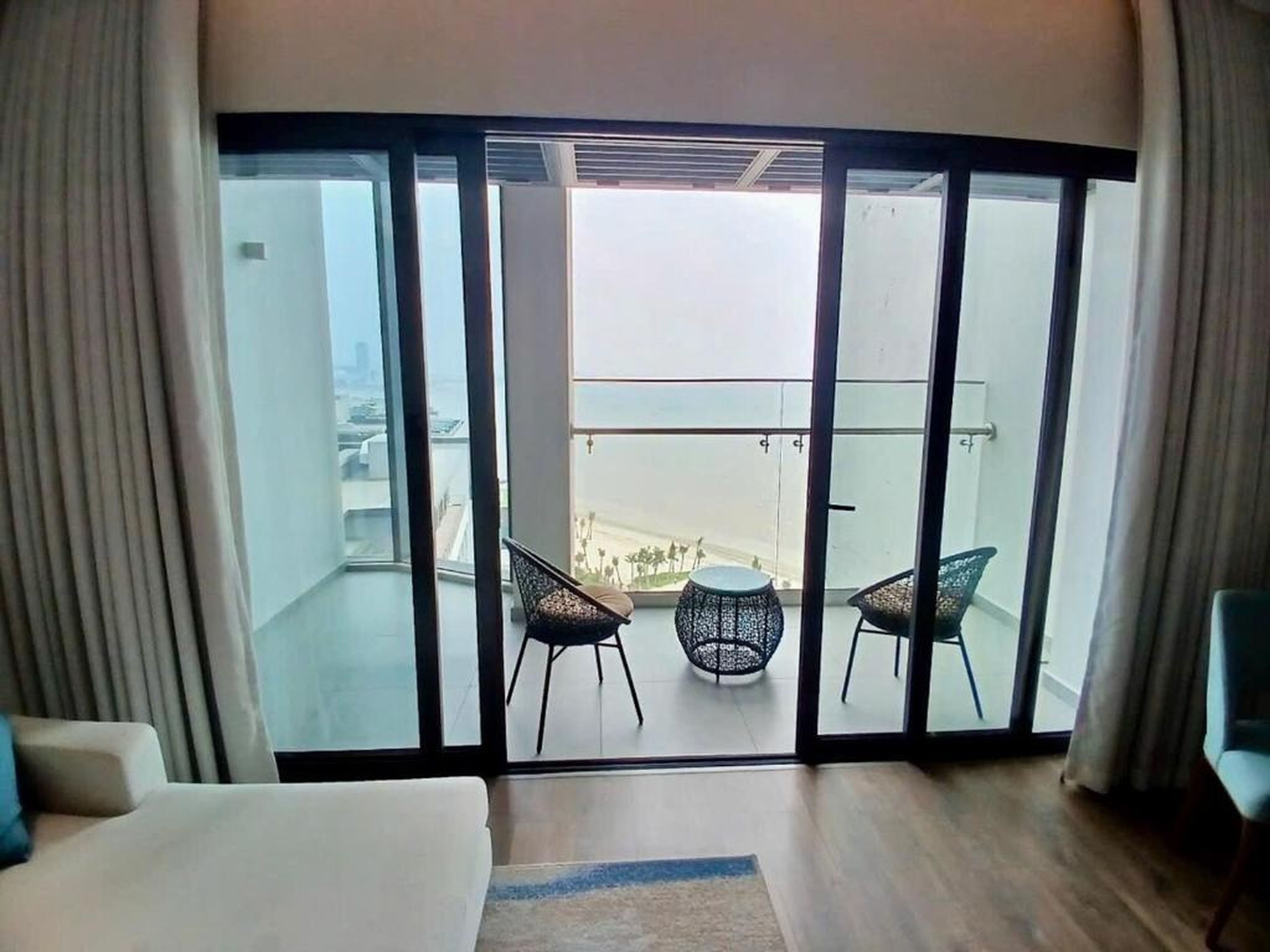 Homestay Alacarte Ha Long with sea view - Hình 12