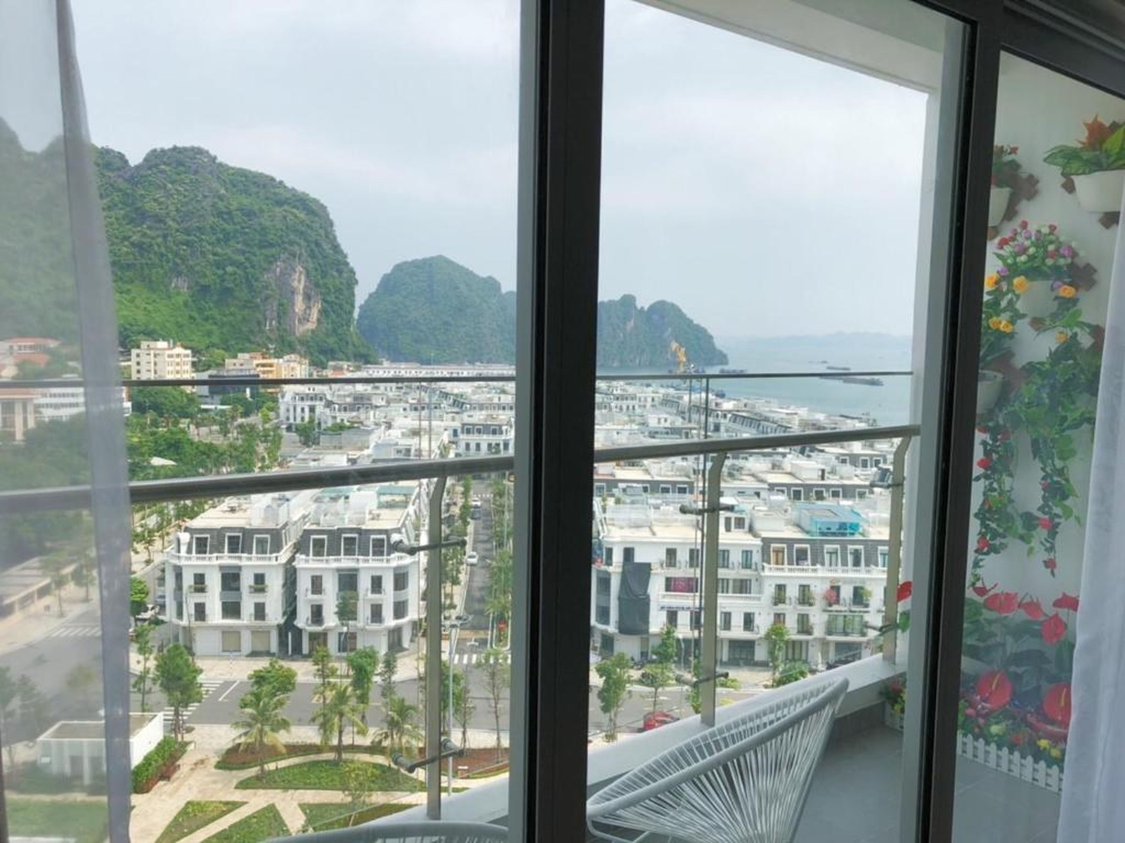 BunHomestay SPACIOUS 4 Bedroom CITY&SEA View 1 min walk to SEA - Hình 16