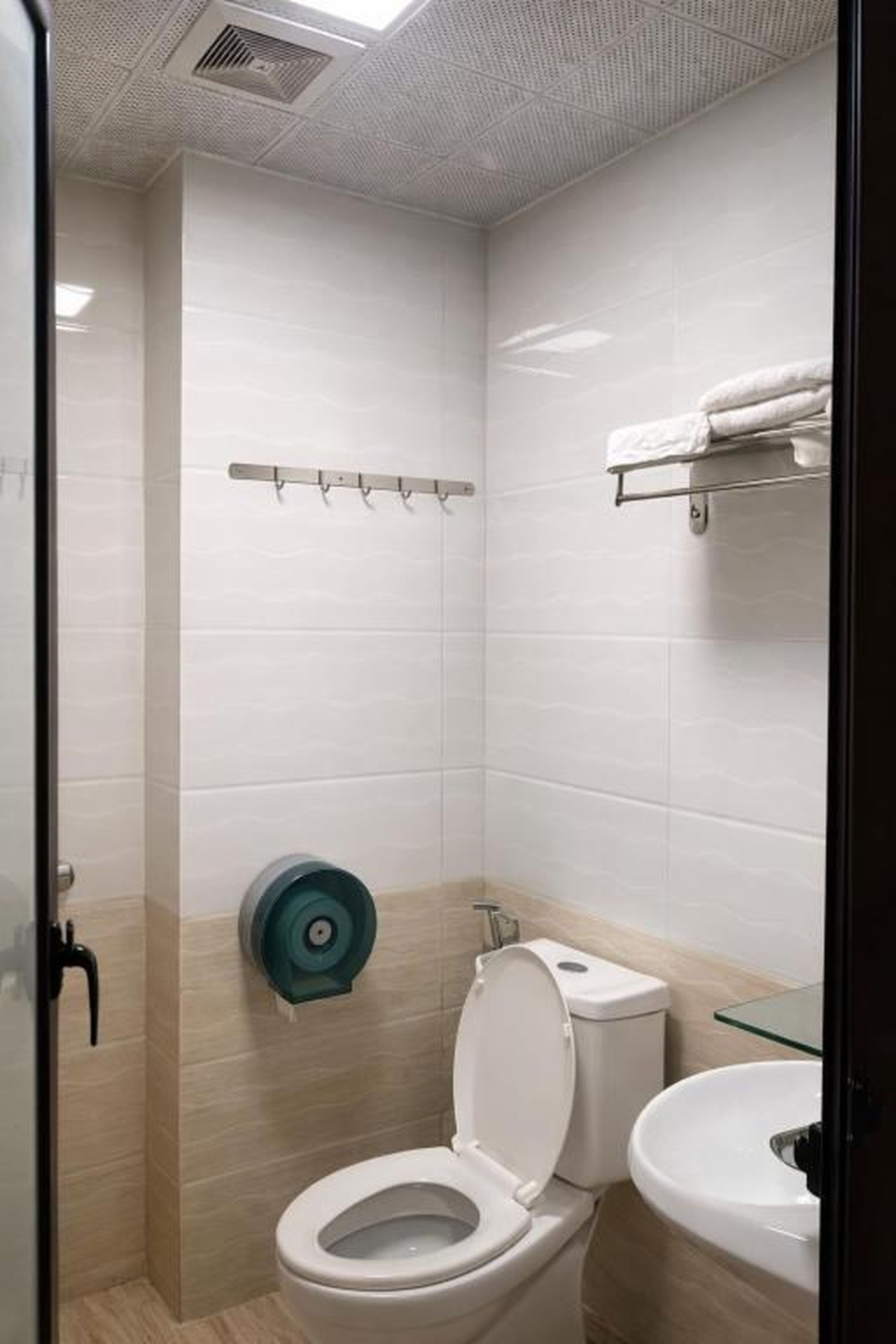 Hoàng Anh Hotel - Hình 25