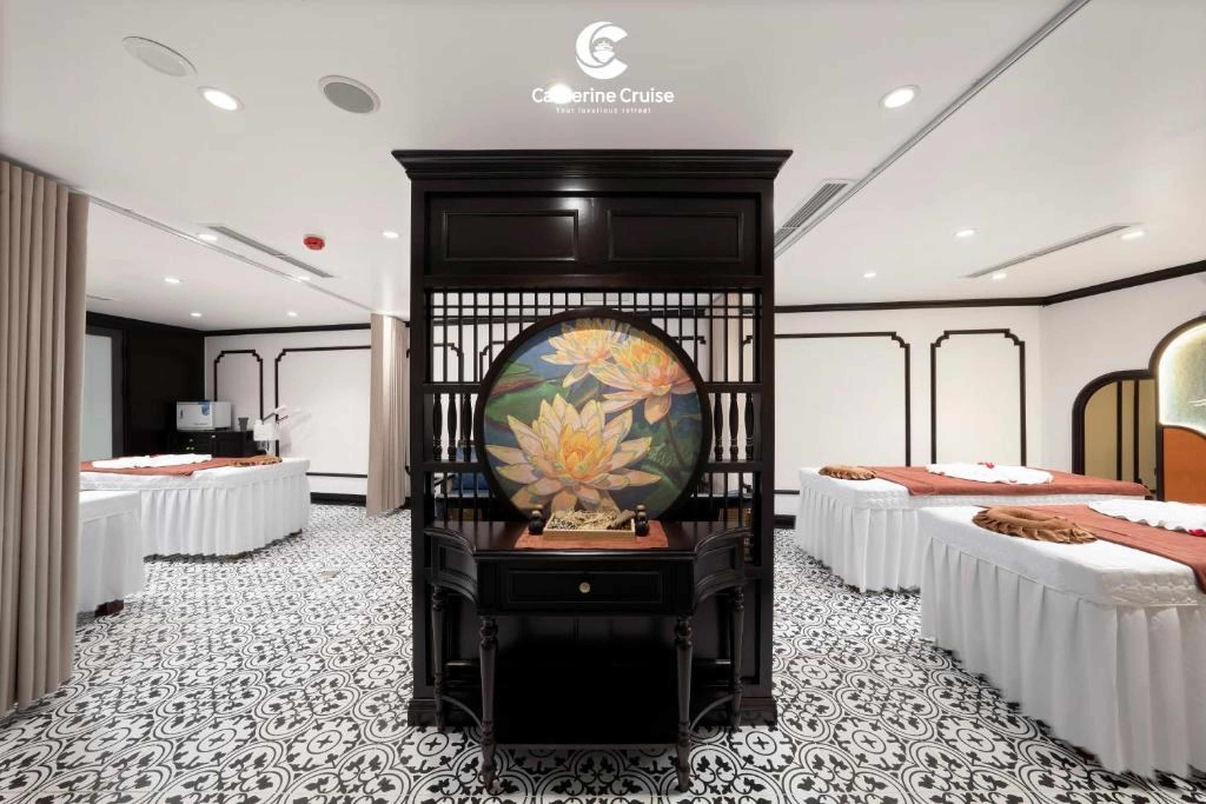 Catherine Cruises Ha Long Bay - Hình 20
