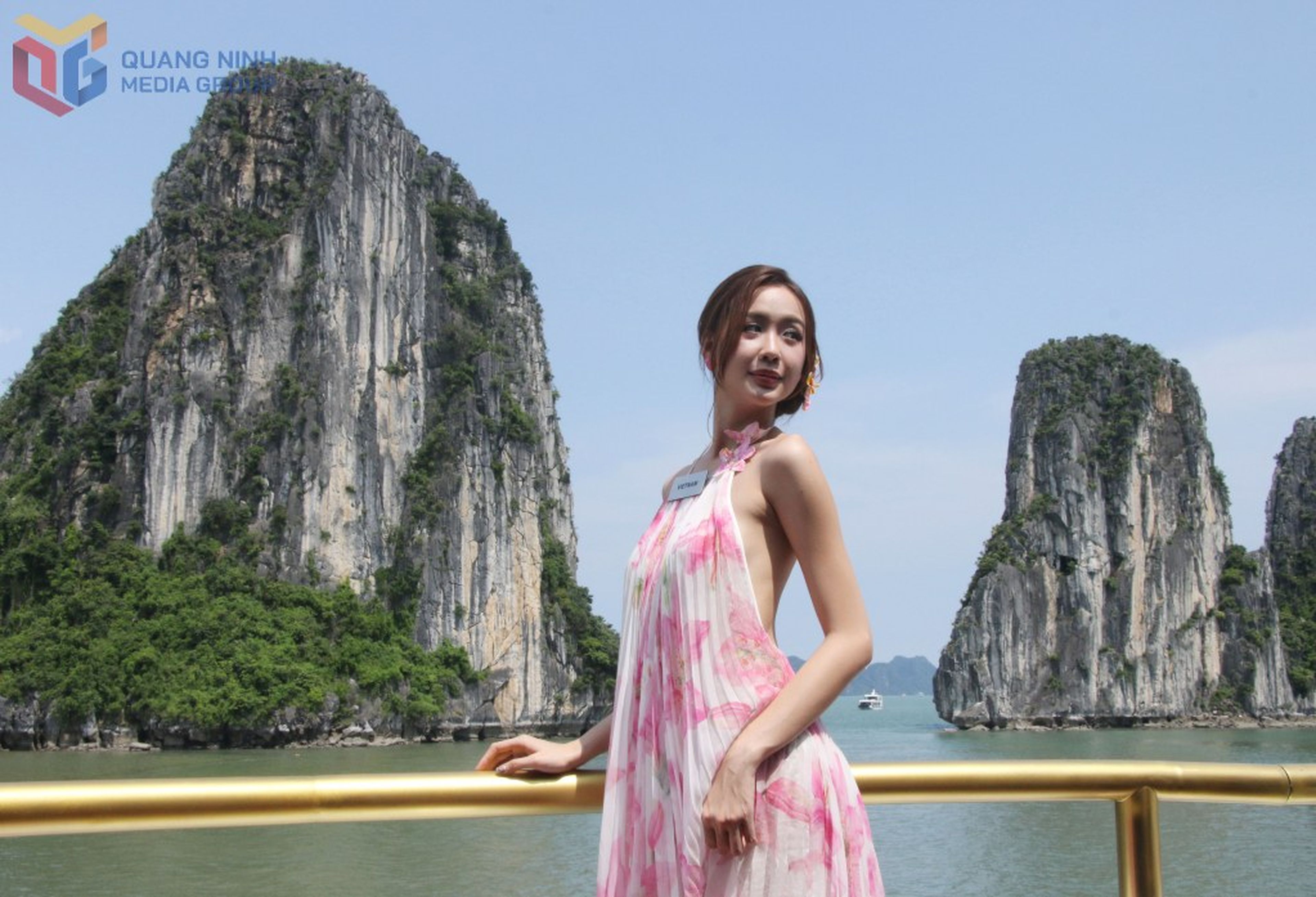 Các thí sinh Miss World 2026 tham quan, trải nghiệm vịnh Hạ Long - Hình 4