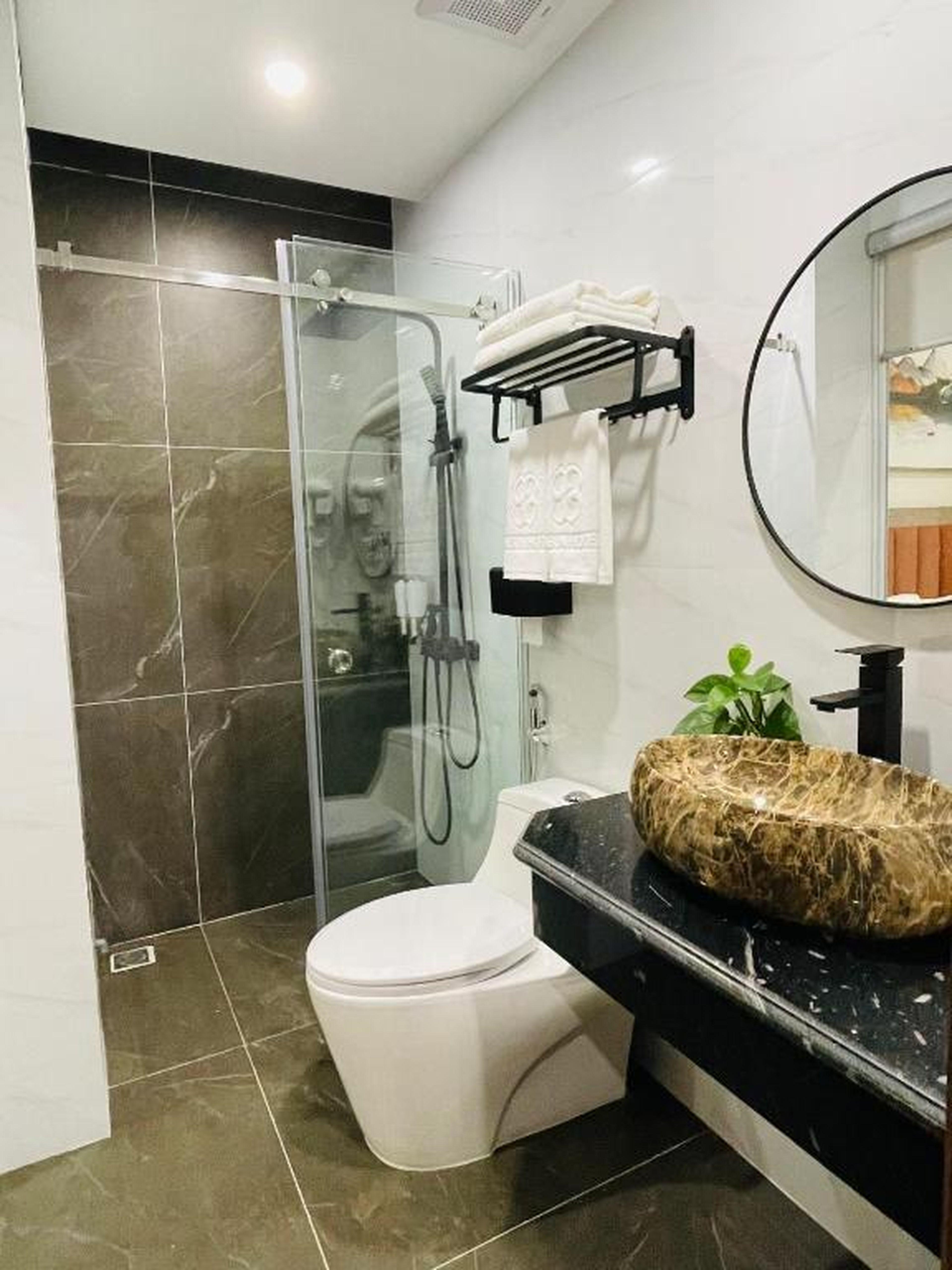 Ha Long Seasun Hotel - Hình 42