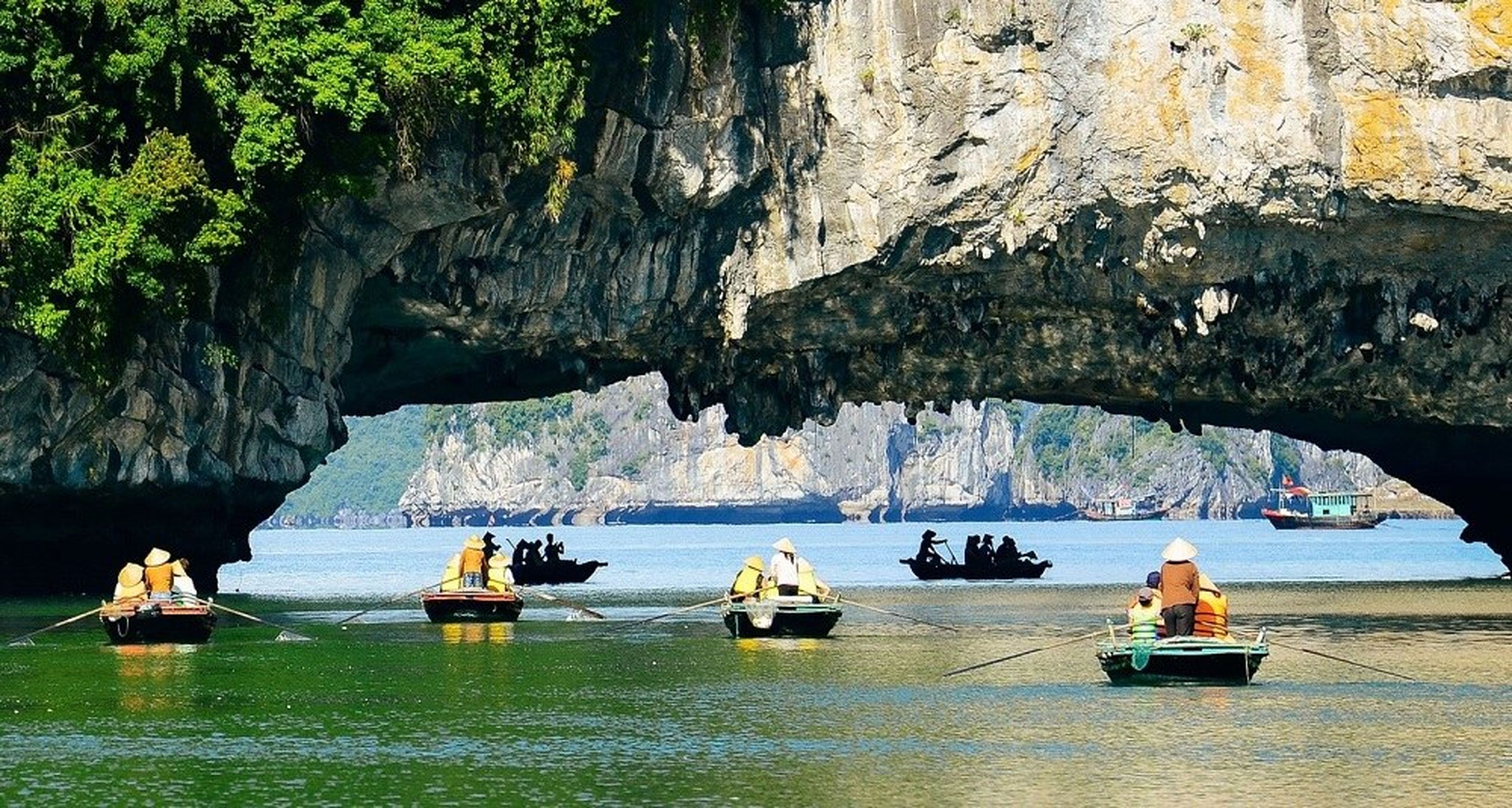 Lưu ngay kinh nghiệm tham quan các hang ở Hạ Long chi tiết nhất - Hình 4