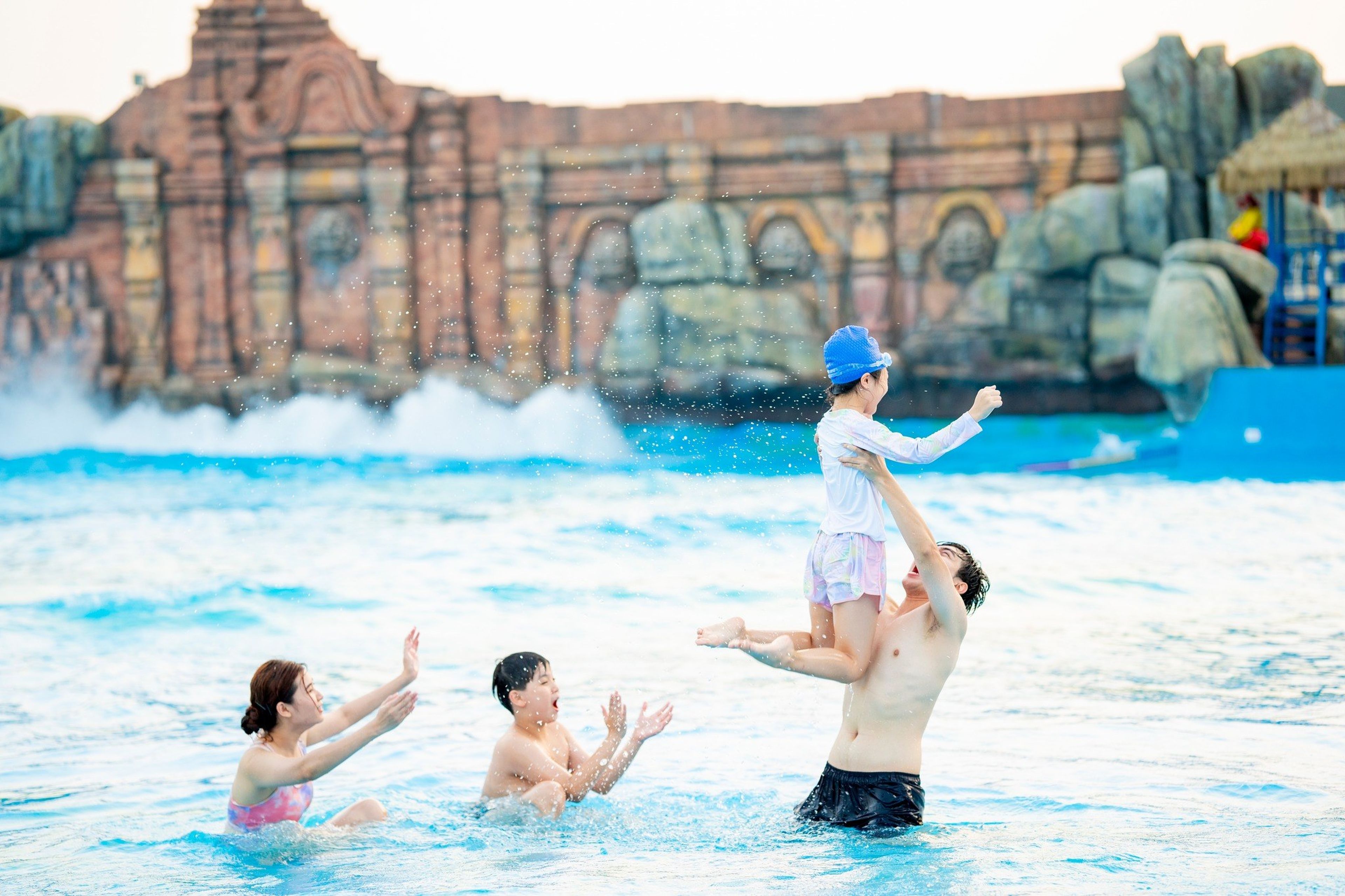 Sun World Hạ Long Sun Wheel reopens from June 20 - Hình 4