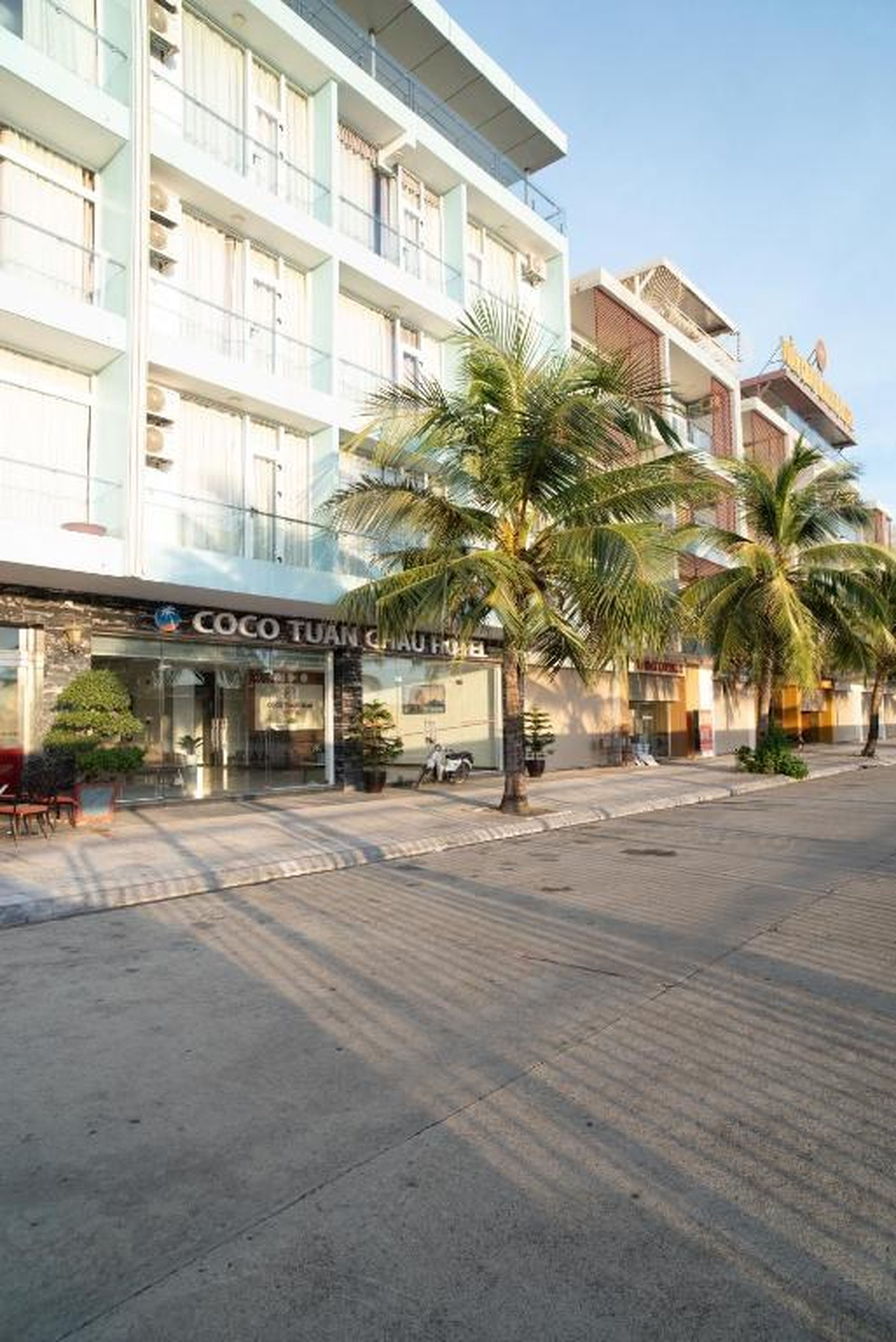 COCO Tuan Chau Hotel - Hình 24